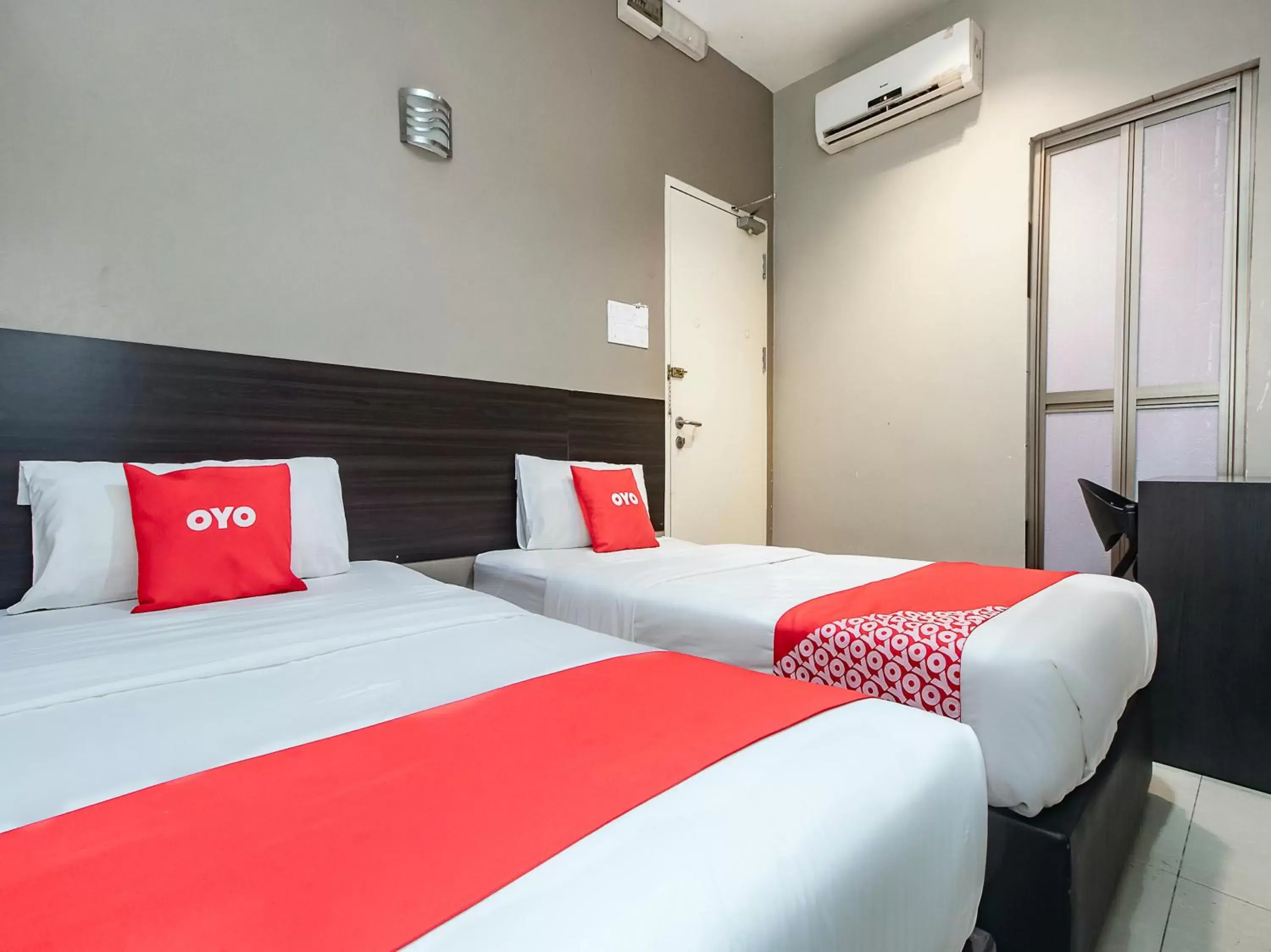 Bedroom, Bed in OYO 89885 Nice Stay Three Six Five Services