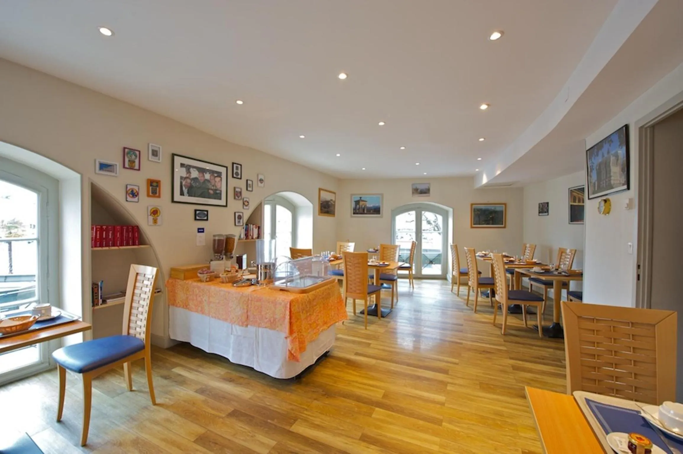 Restaurant/places to eat in Hotel Le Bourbon Pau Centre