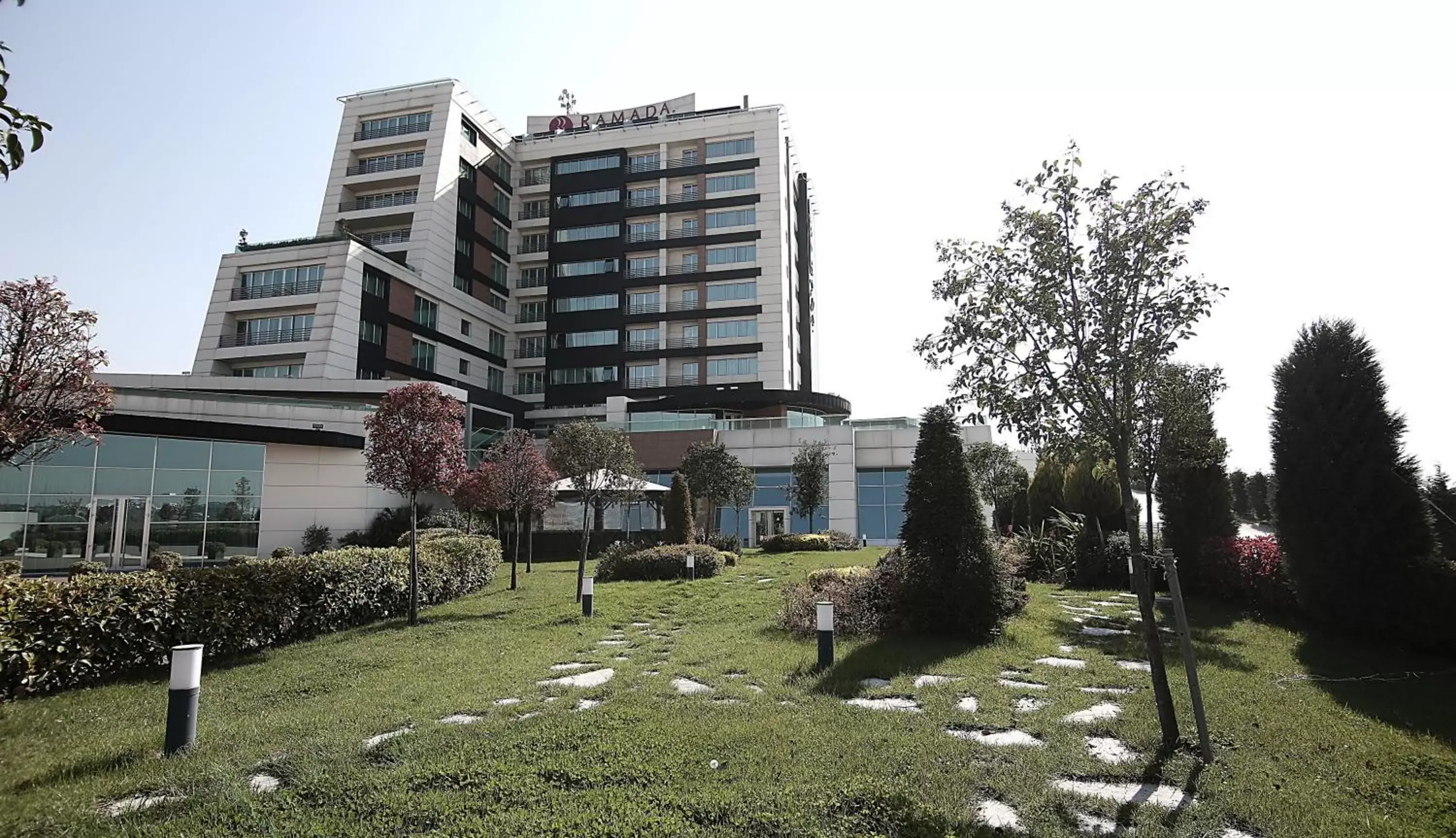 Garden, Property Building in Ramada Plaza by Wyndham Istanbul Asia Airport