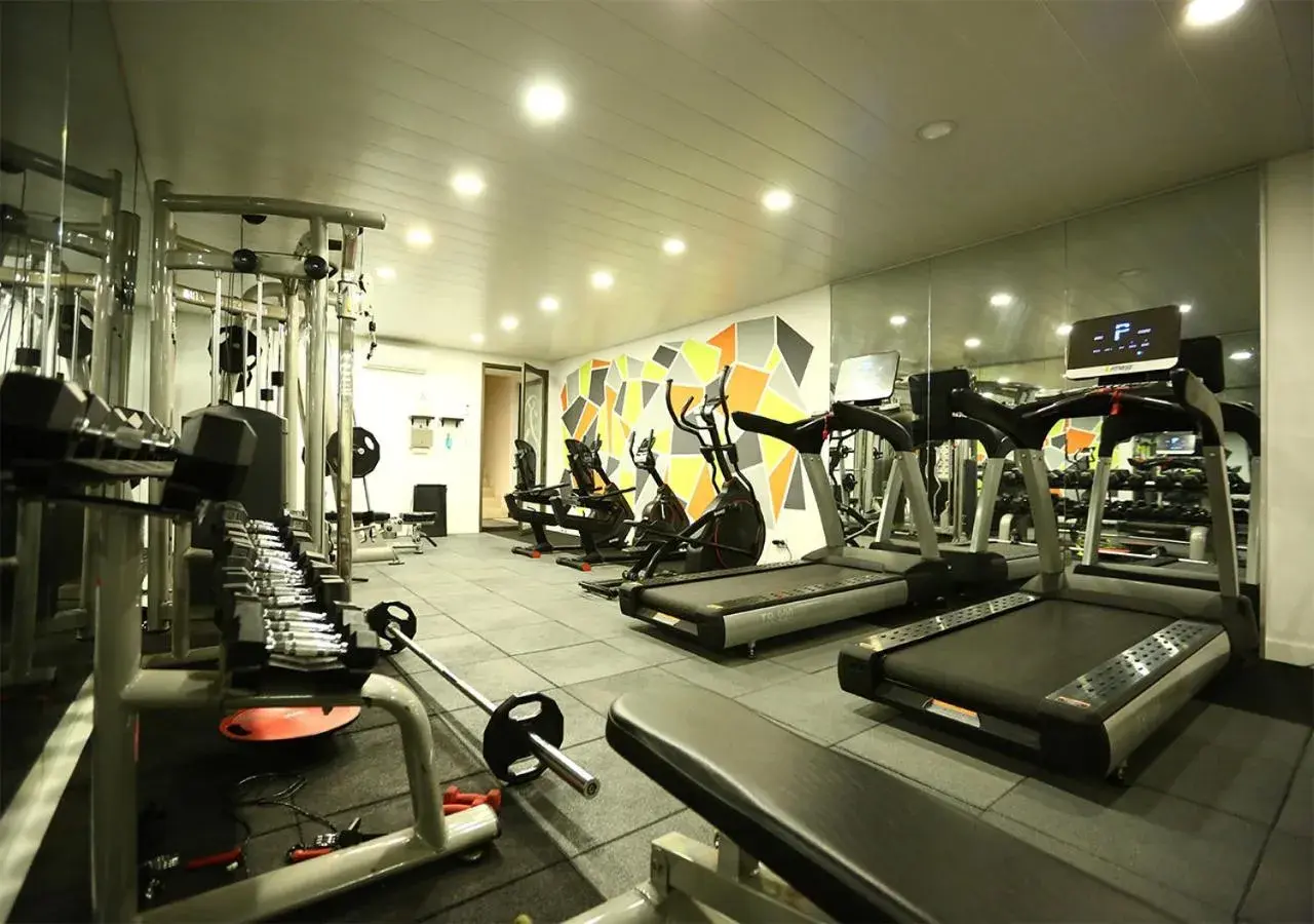 Fitness centre/facilities, Fitness Center/Facilities in The Parisian Hotel