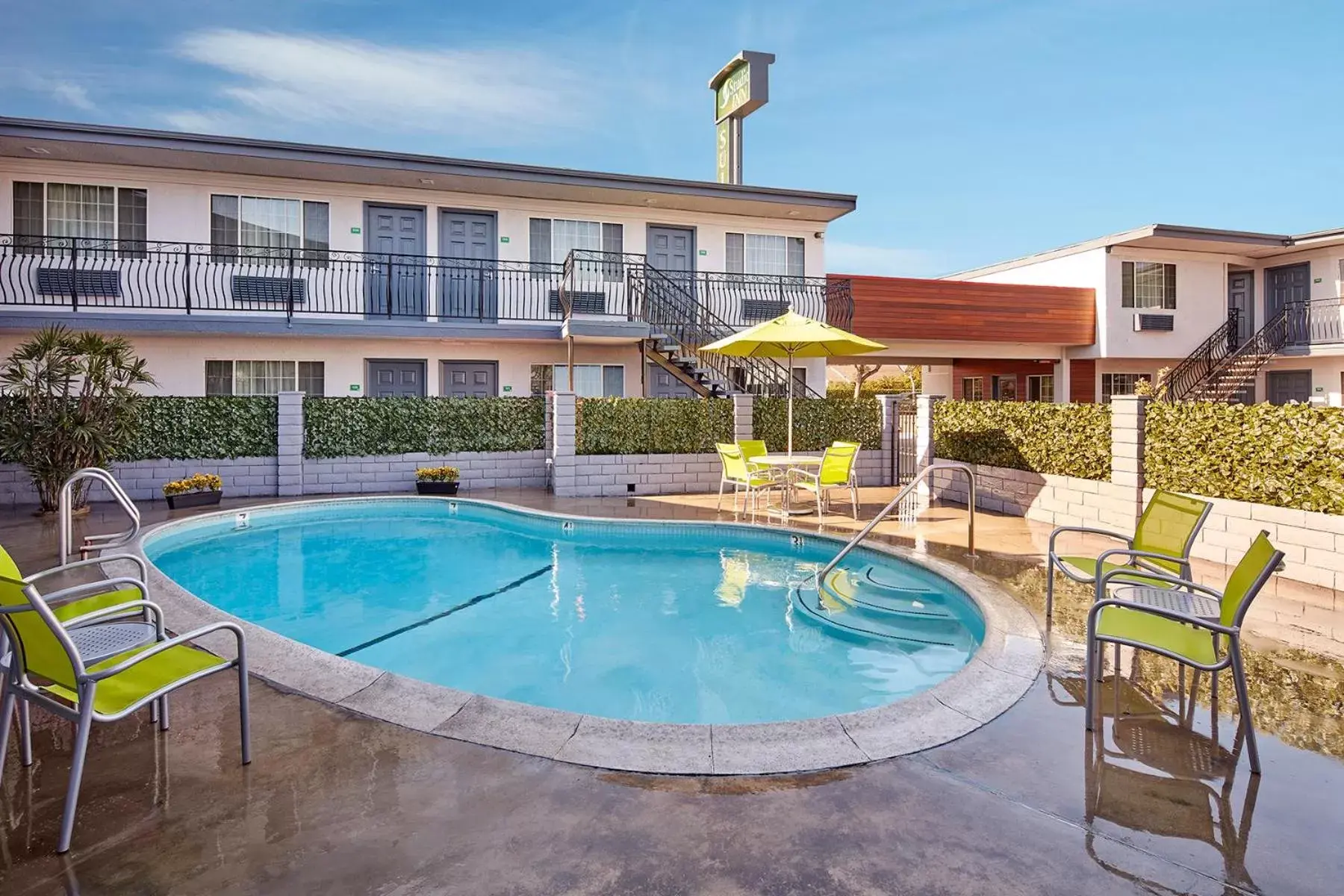 Patio, Swimming Pool in Studio Inn & Suites at Promenade Downey