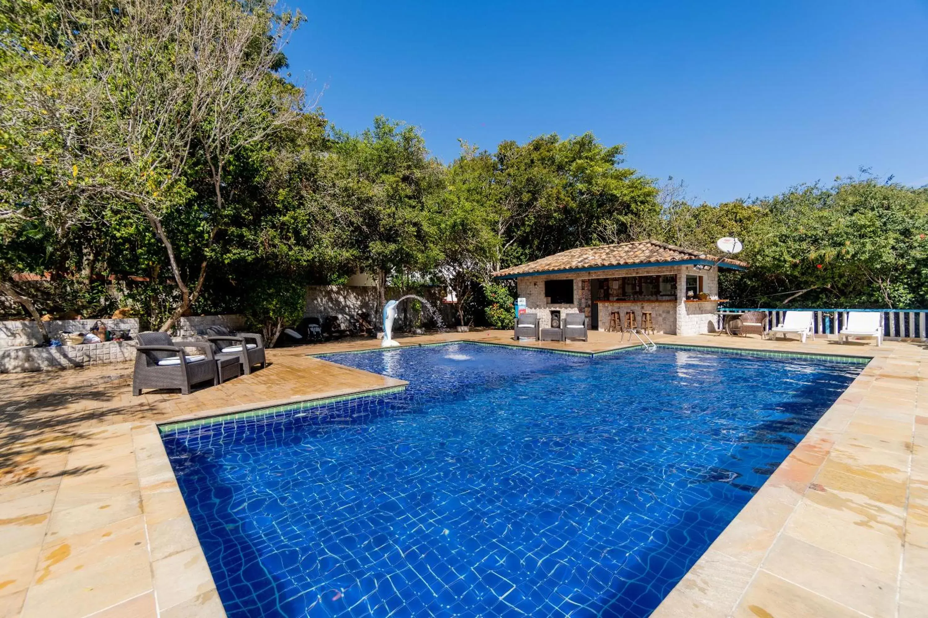 Swimming Pool in Hotel Miratlantico Búzios