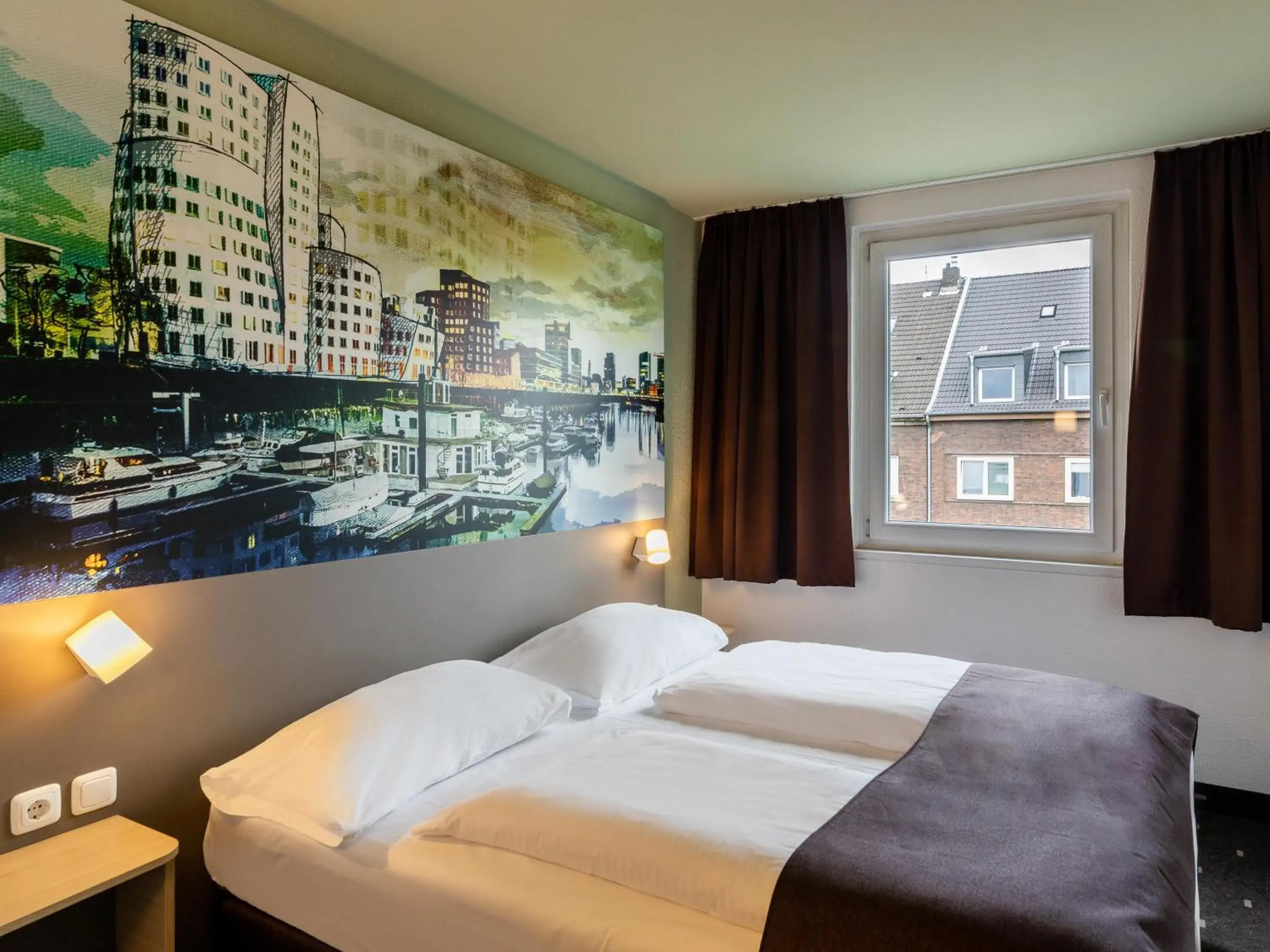 Bed in B&B Hotel Düsseldorf City-Süd