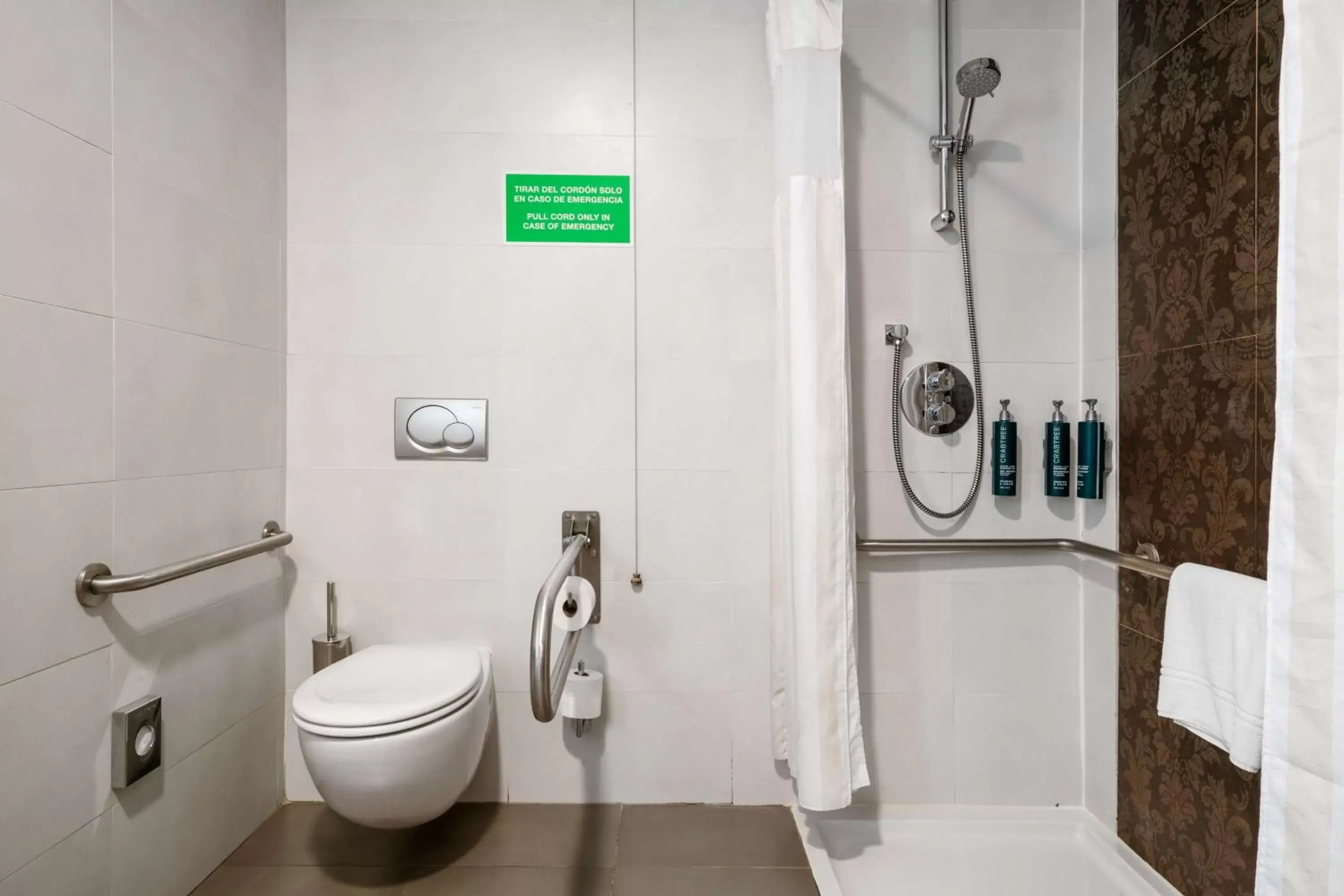 Queen Room - Mobility Access in Hilton Garden Inn Sevilla Queen Room - Mobility Access in Hilton Garden Inn Sevilla