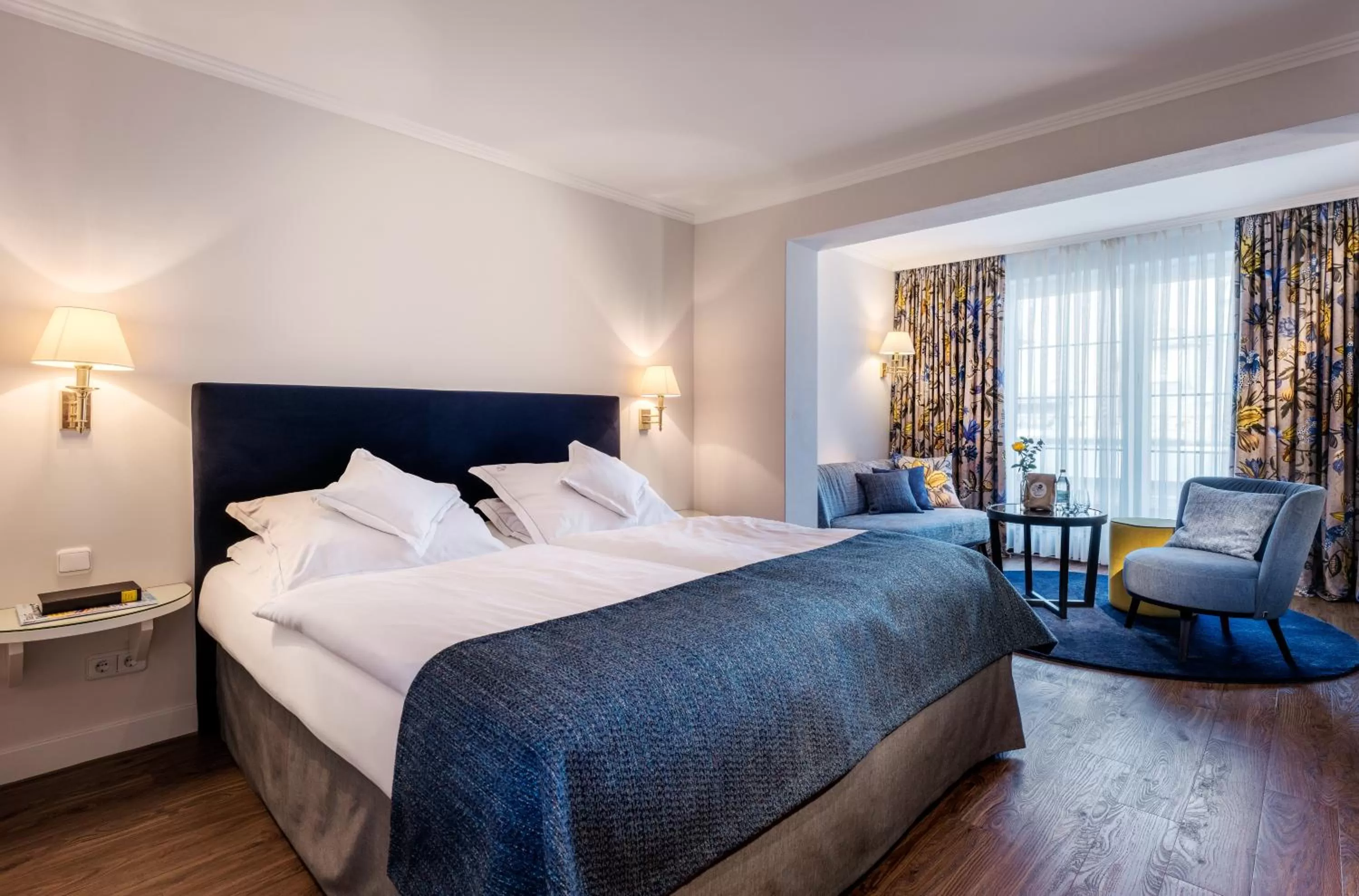 Bed in Romantik Berghotel Astenkrone