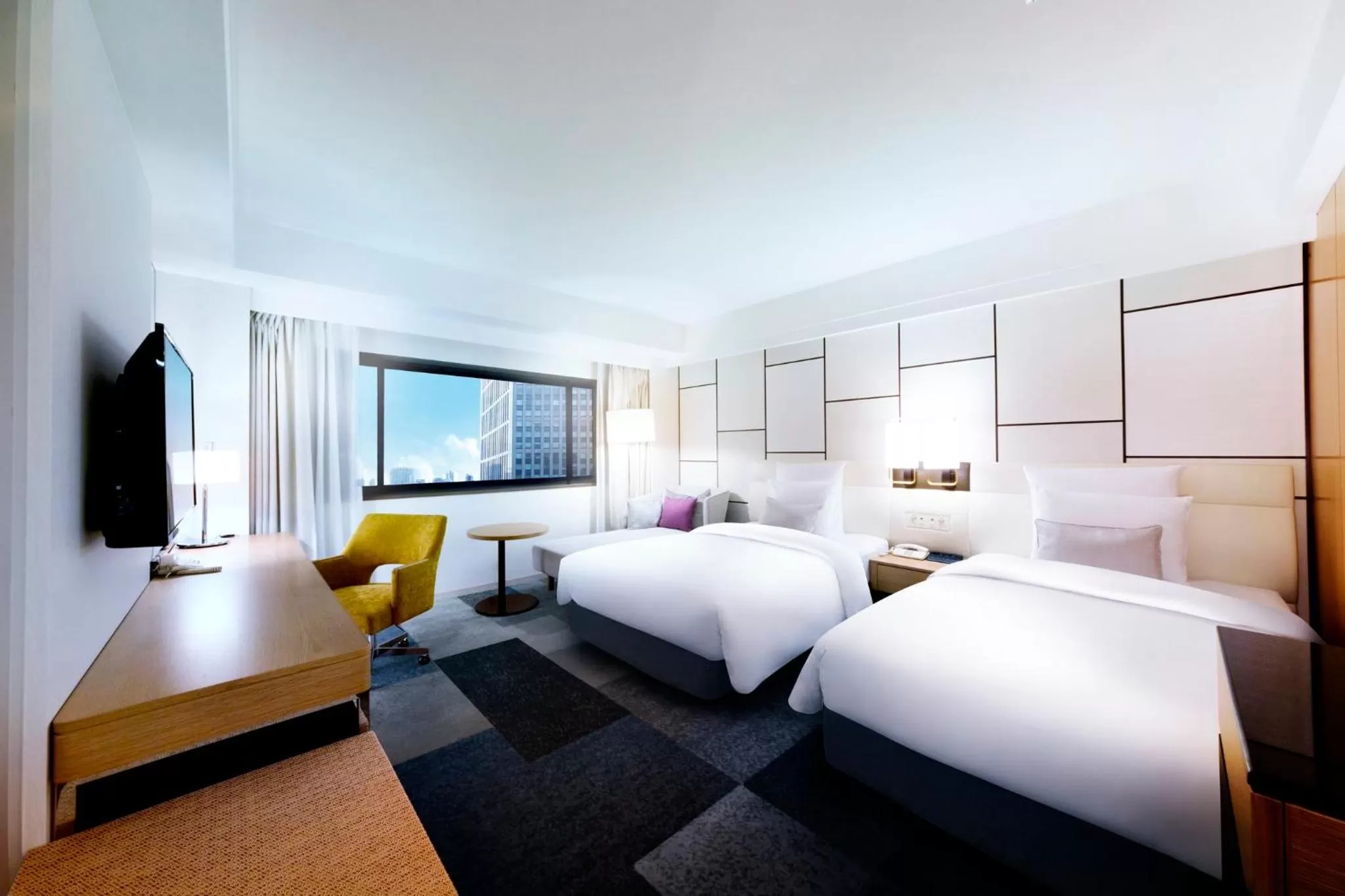 Photo of the whole room in ANA Crowne Plaza Osaka by IHG