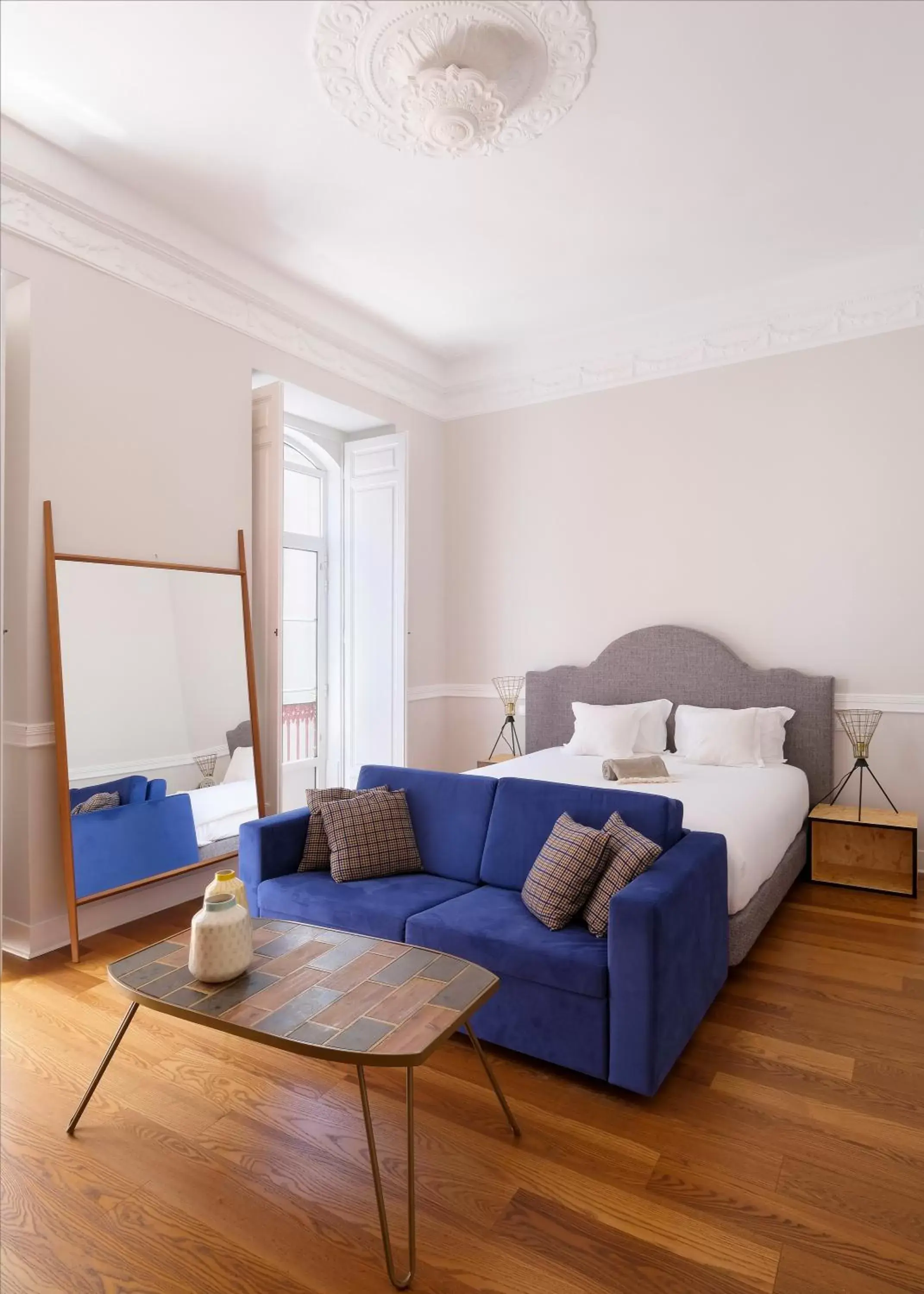 Bedroom in 1869 Príncipe Real House Bedroom in 1869 Príncipe Real House