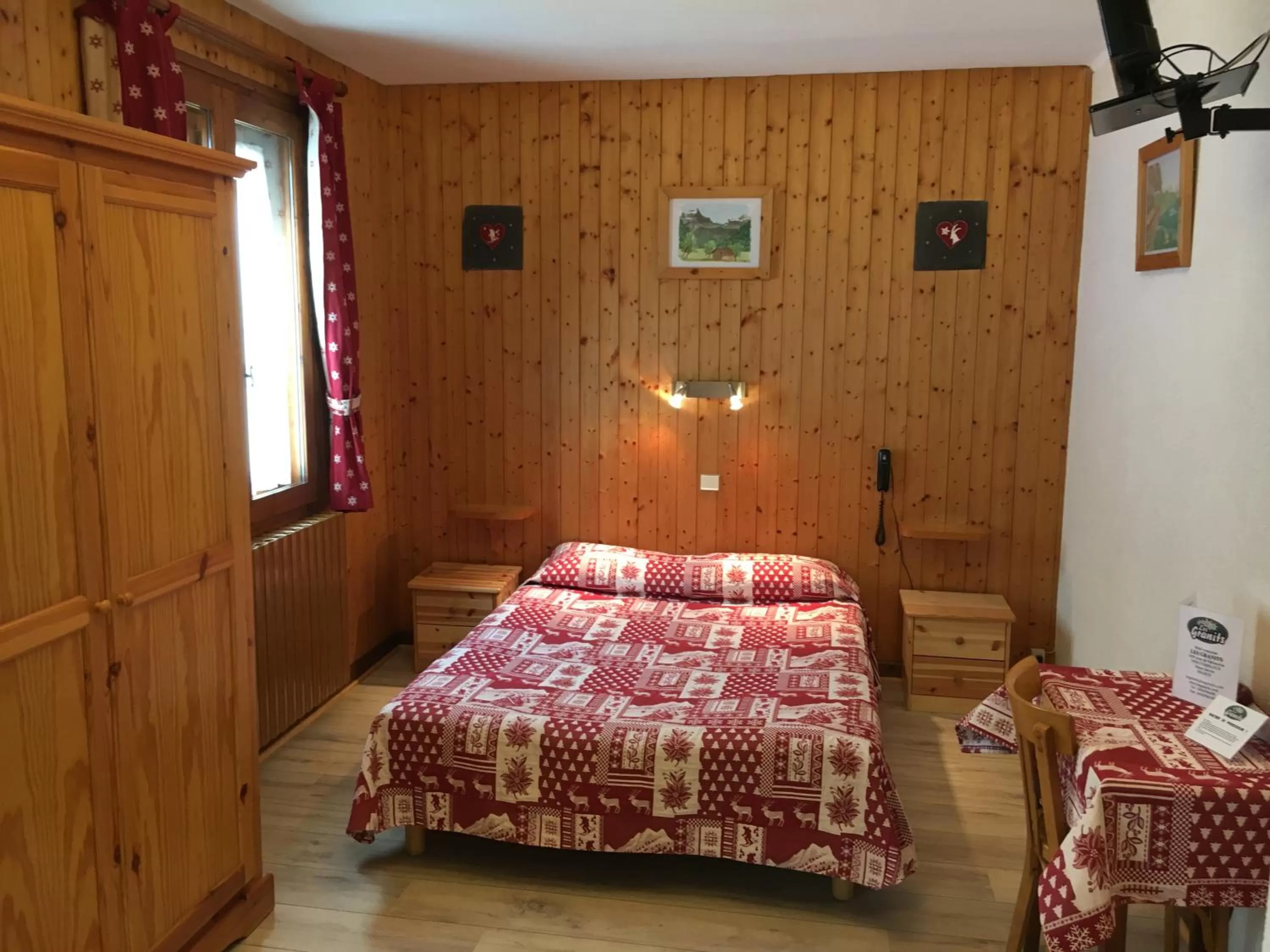 Bedroom in Hotel Les Granits