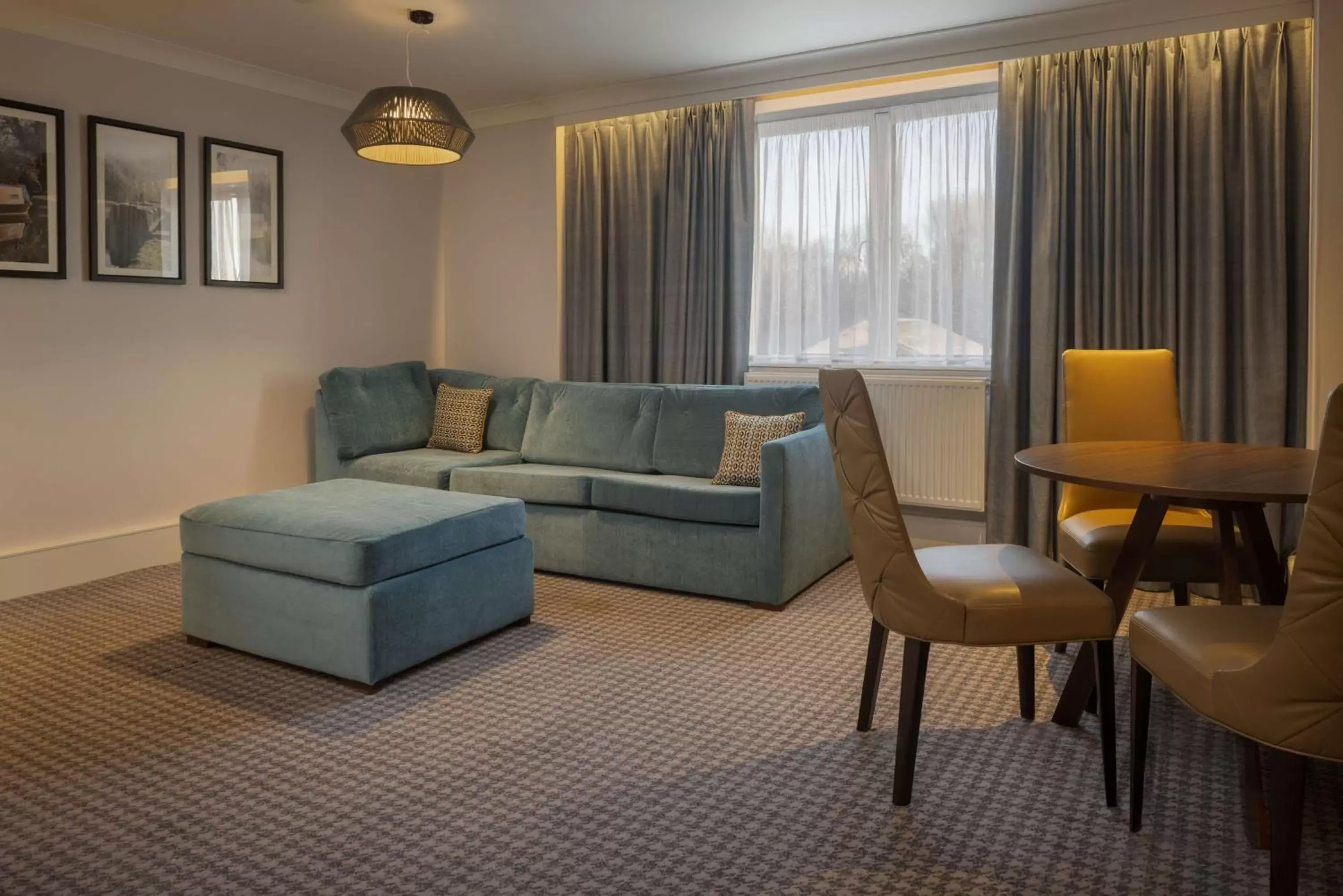 Living room, Seating Area in DoubleTree by Hilton Stoke-on-Trent, United Kingdom