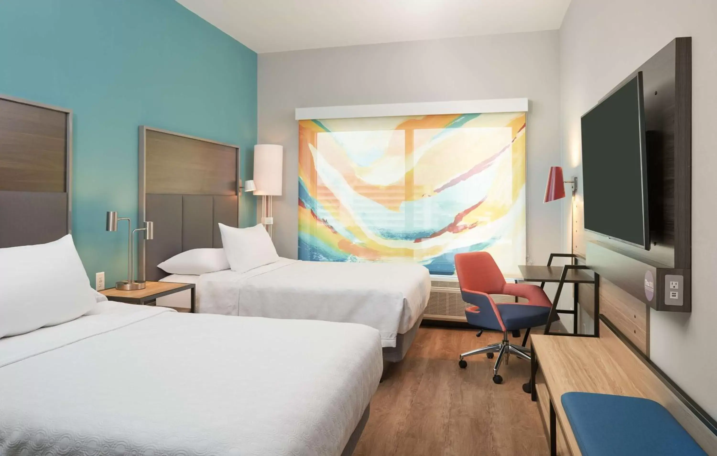 Bedroom, Bed in Tru By Hilton Pompano Beach Pier