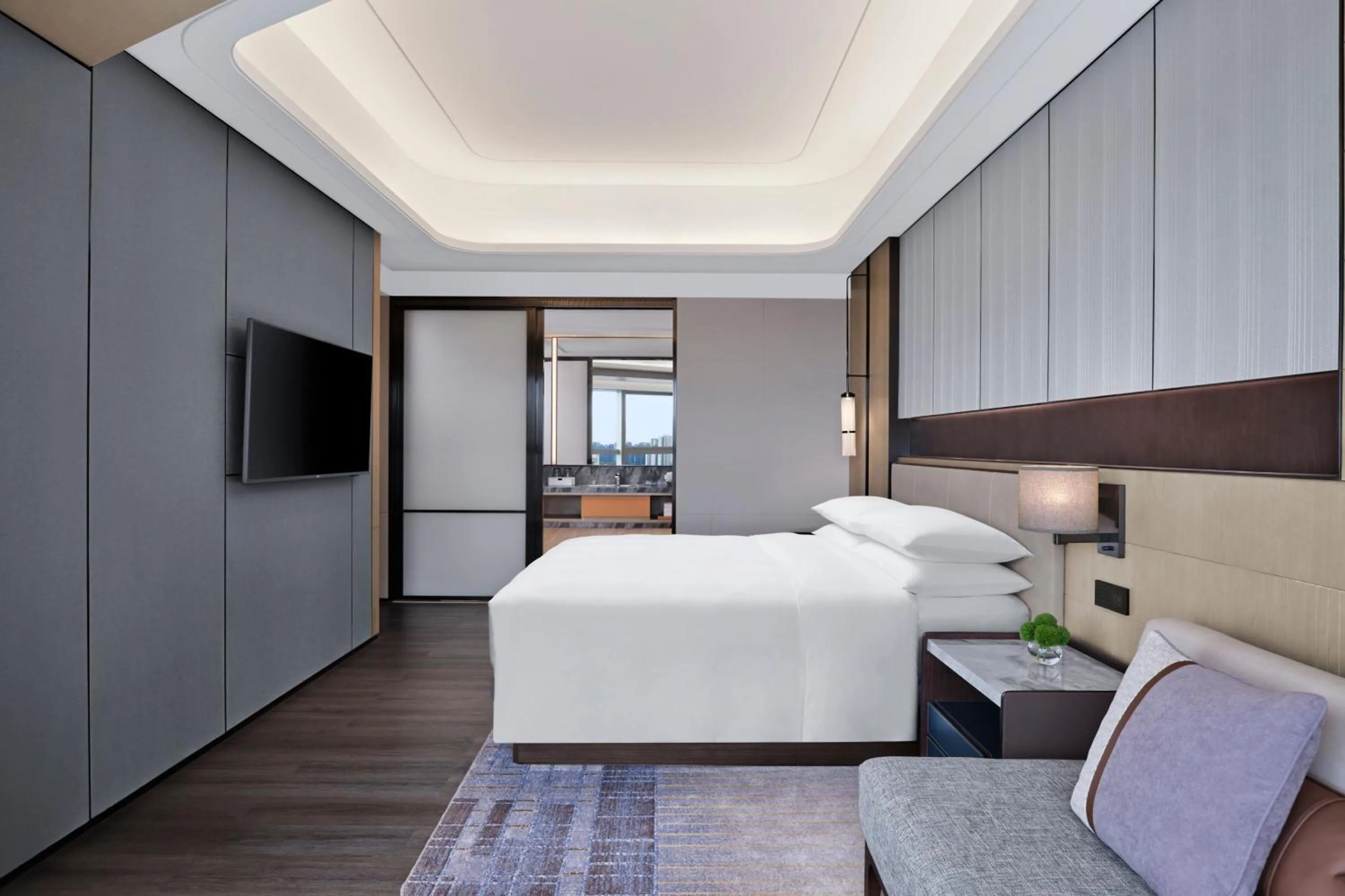 Bedroom, Bed in Zhuhai Marriott Hotel Jinwan