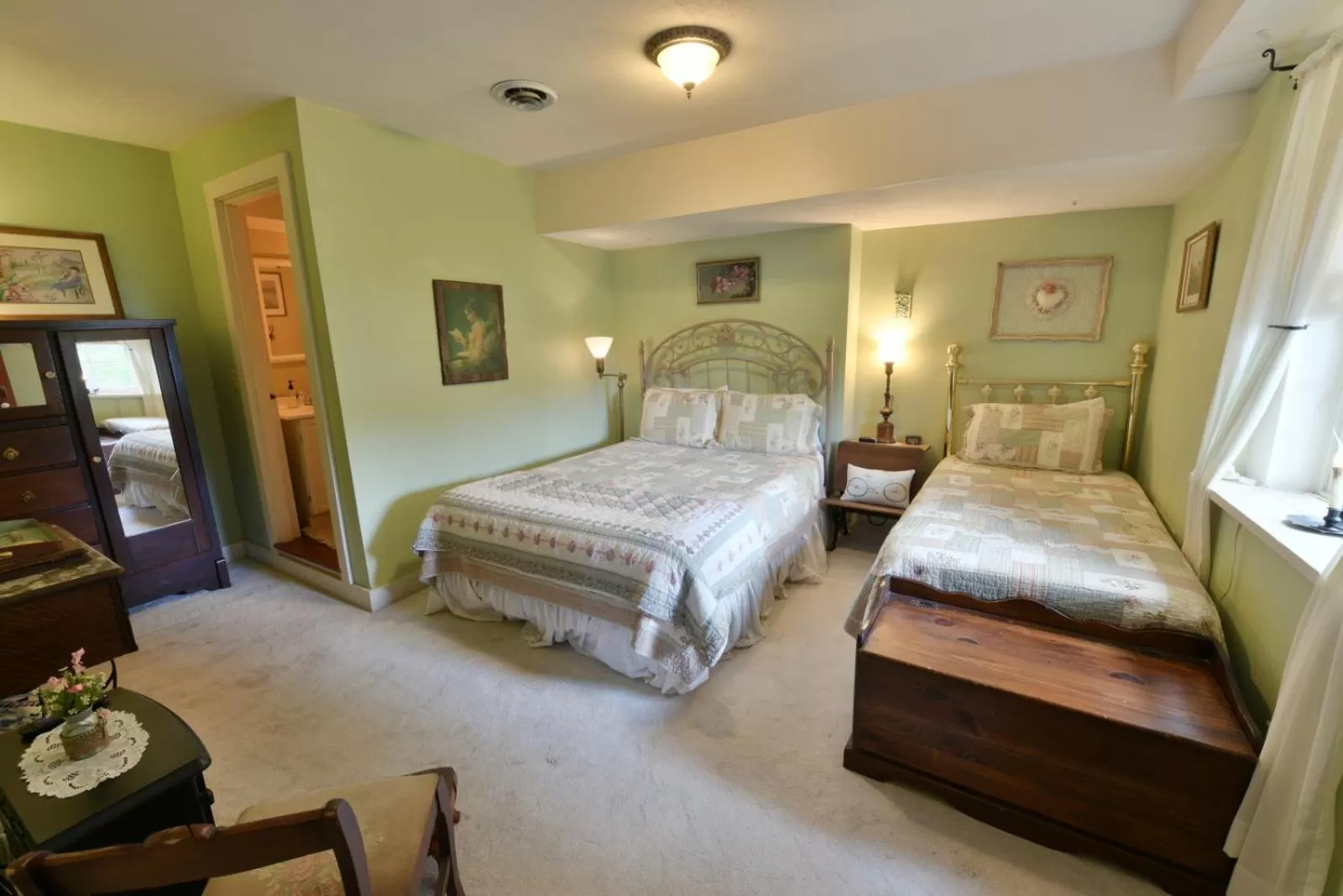 Bed in The Pines of Dresden