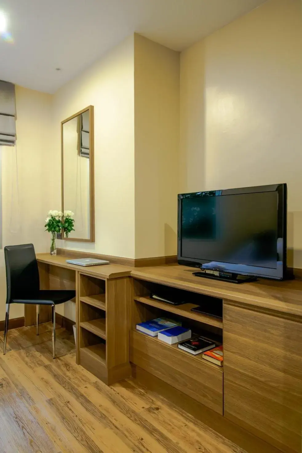 TV and multimedia, TV/Entertainment Center in Sima Thani Hotel