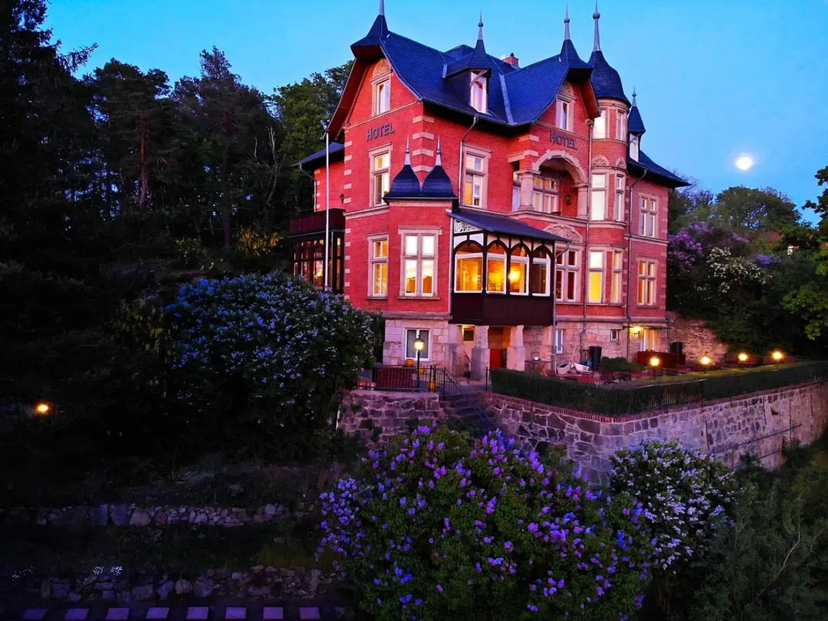 Facade/entrance, Property Building in Hotel Villa Viktoria Luise