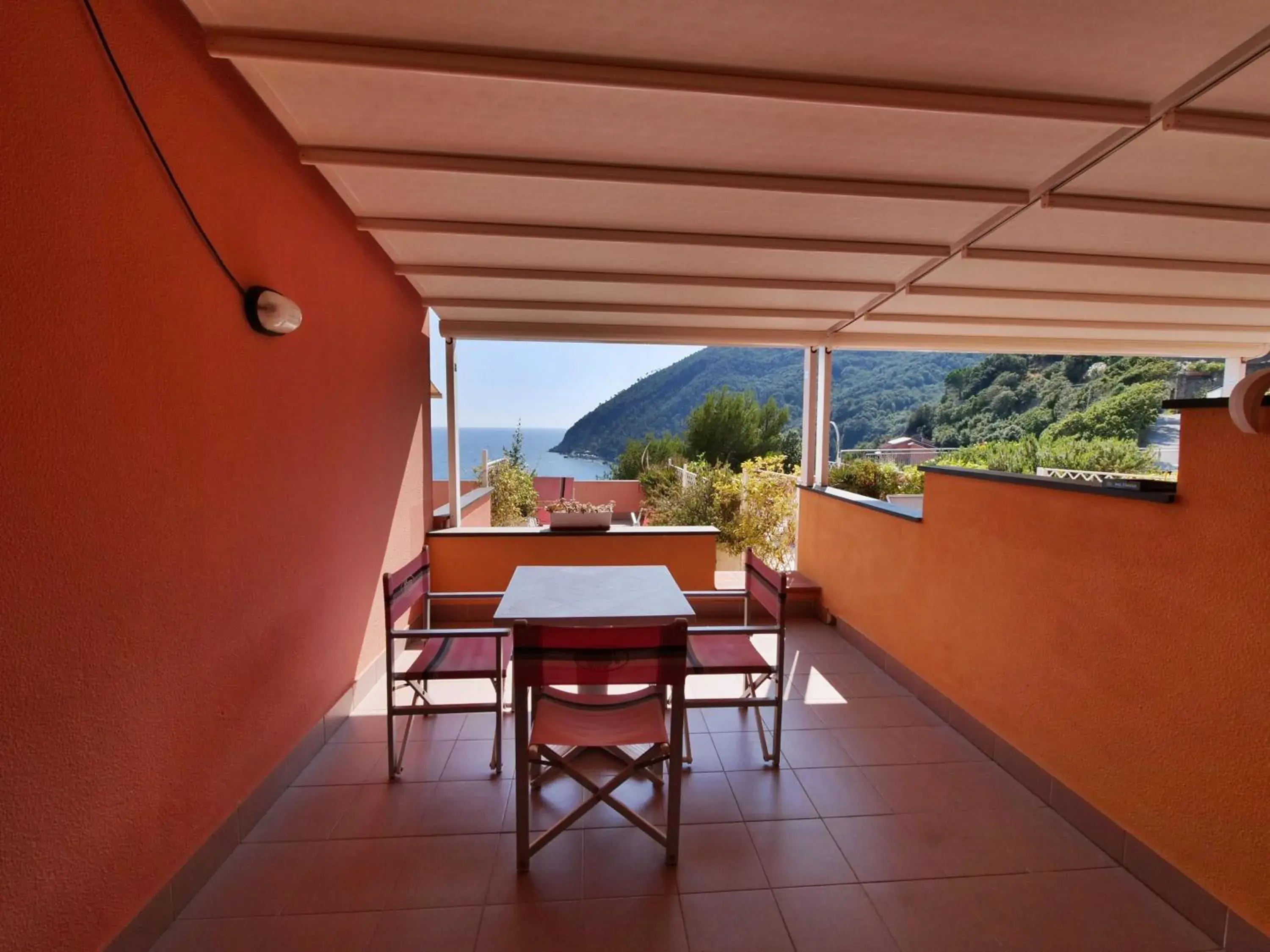 Patio, Balcony/Terrace in Hotel Residence Mondial