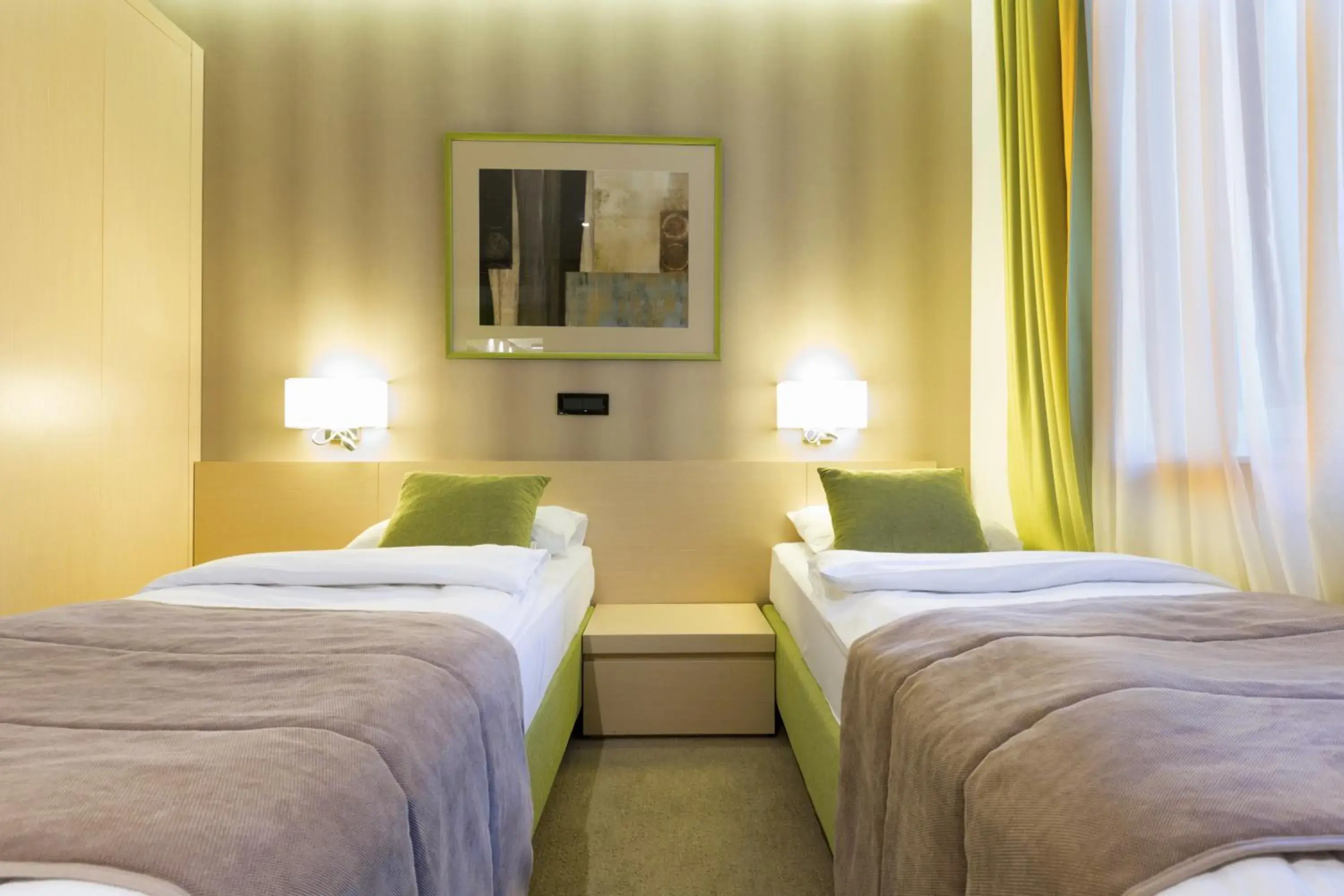 Twin Room in Hotel Argo