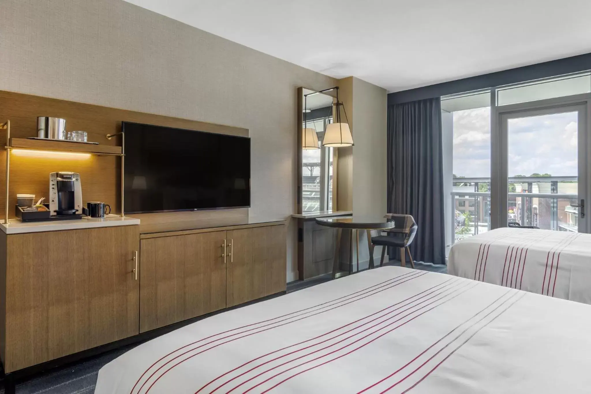 Photo of the whole room, TV/Entertainment Center in Omni Hotel at the Battery Atlanta