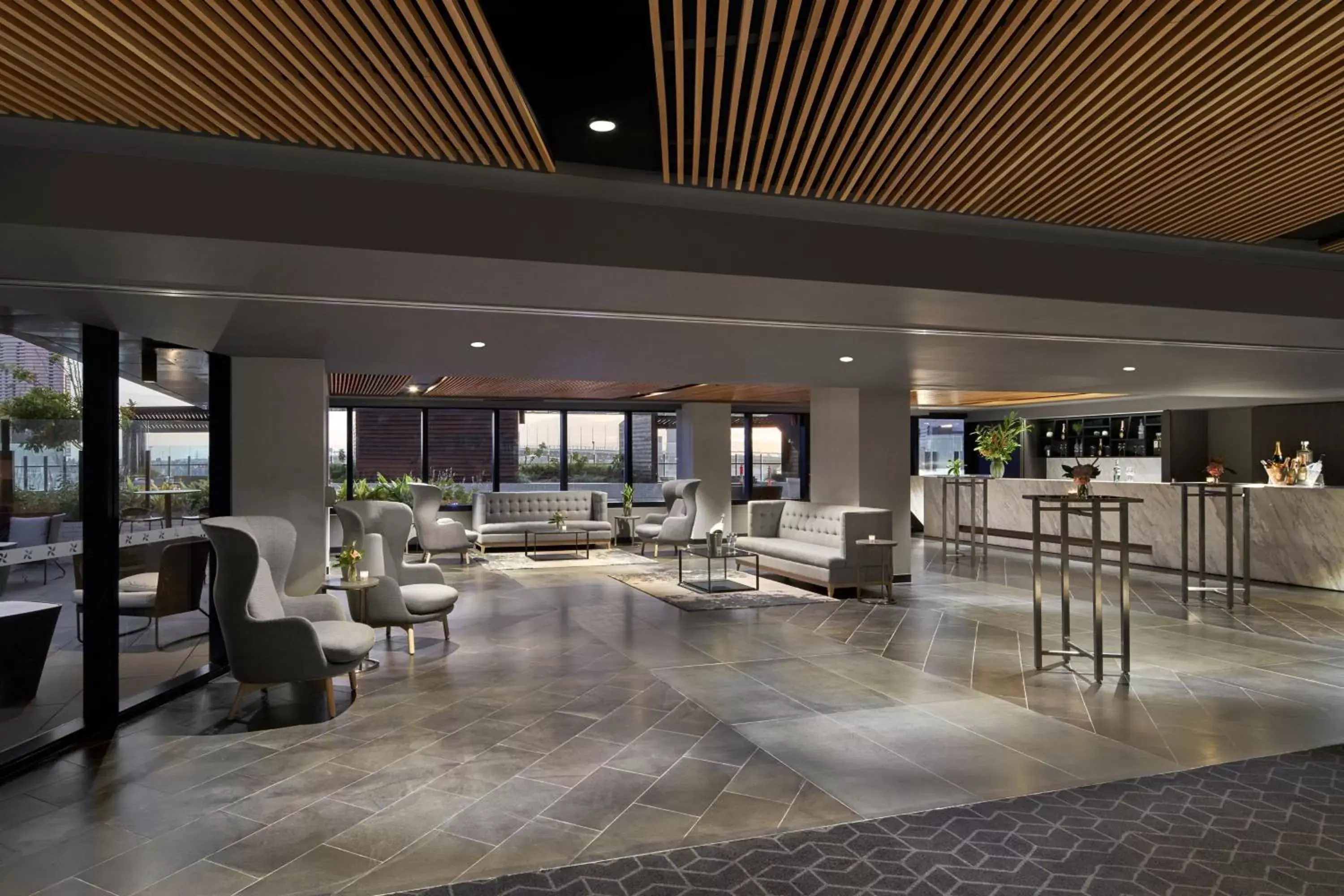 Lounge or bar, Lobby/Reception in Four Points by Sheraton Melbourne Docklands