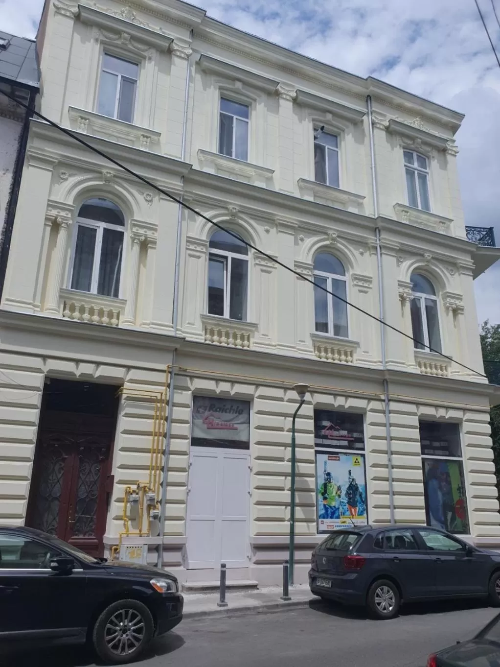 Property Building in The Floor Piata Unirii