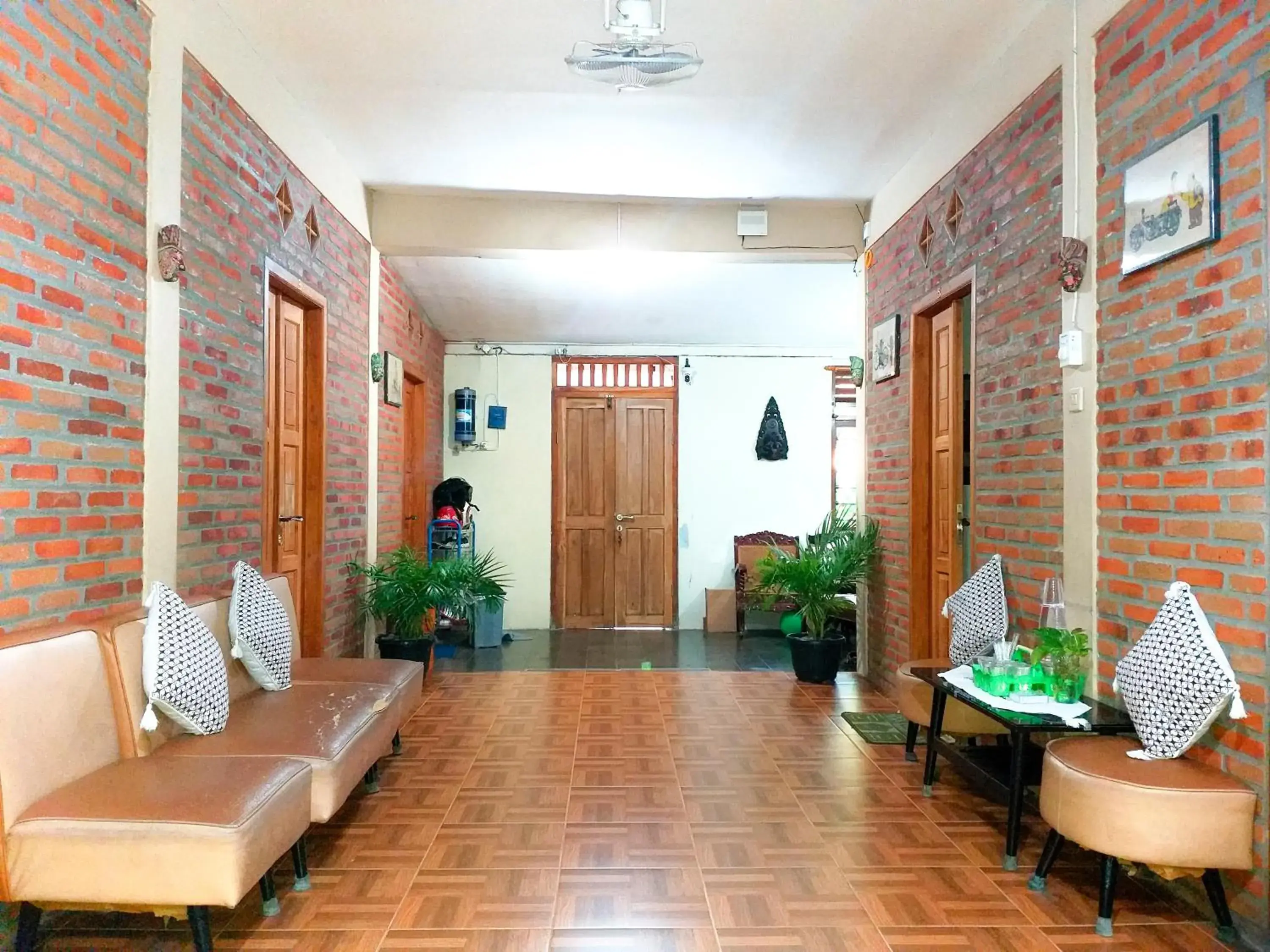 Property building, Lobby/Reception in Ngampilan Backpacker Hostel