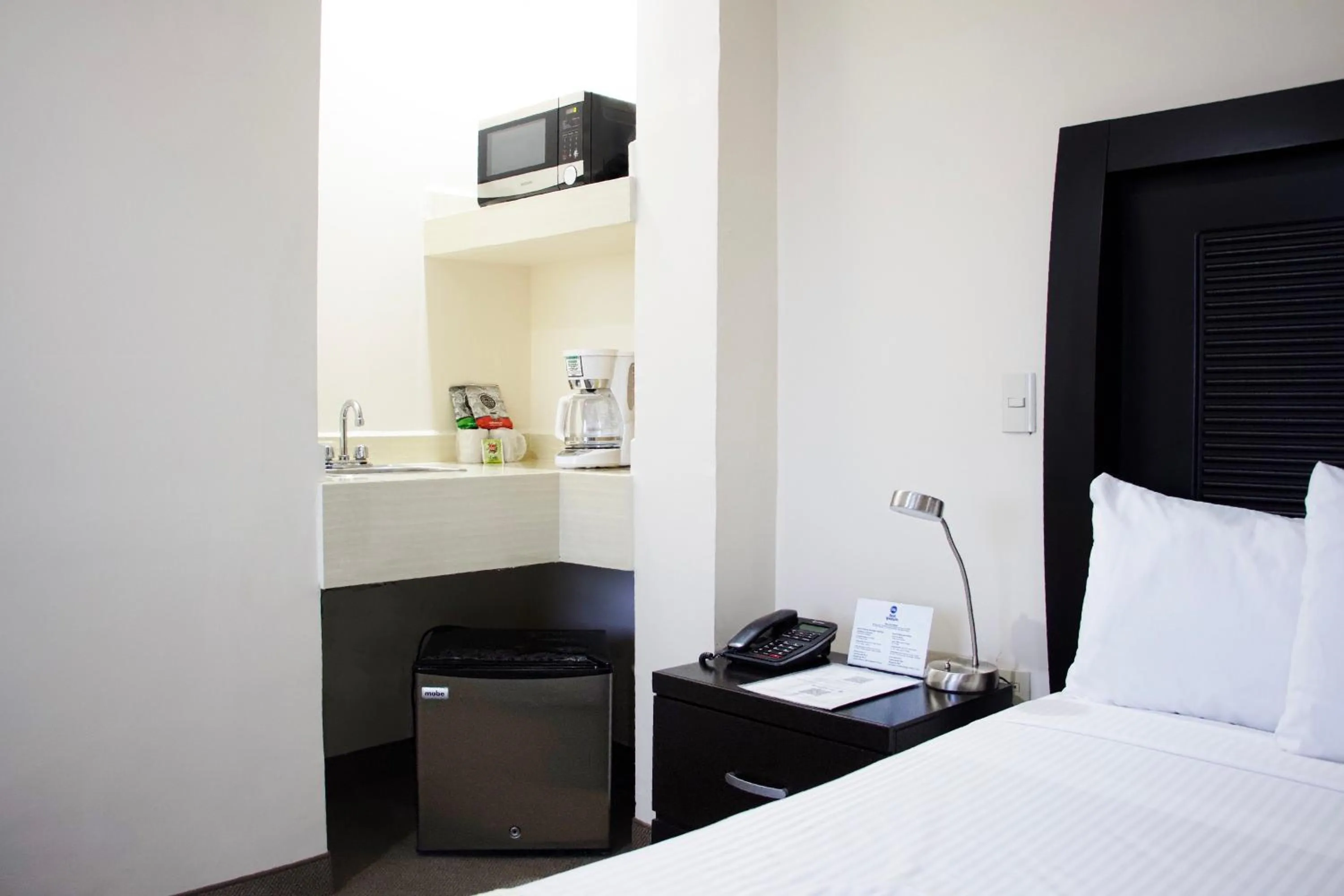 Bed in Best Western Real Tula Express