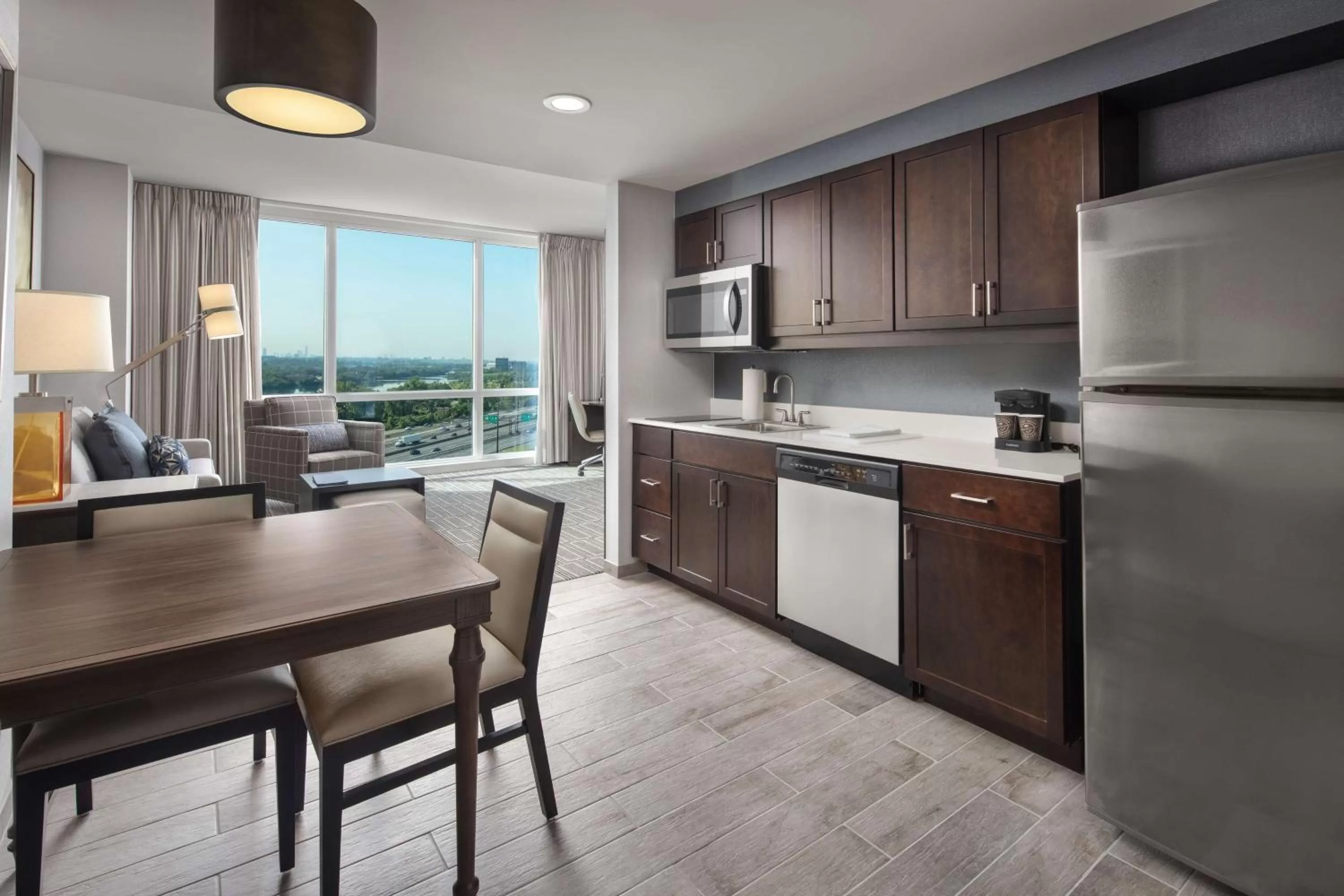 Kitchen or kitchenette in Homewood Suites By Hilton Teaneck Glenpointe