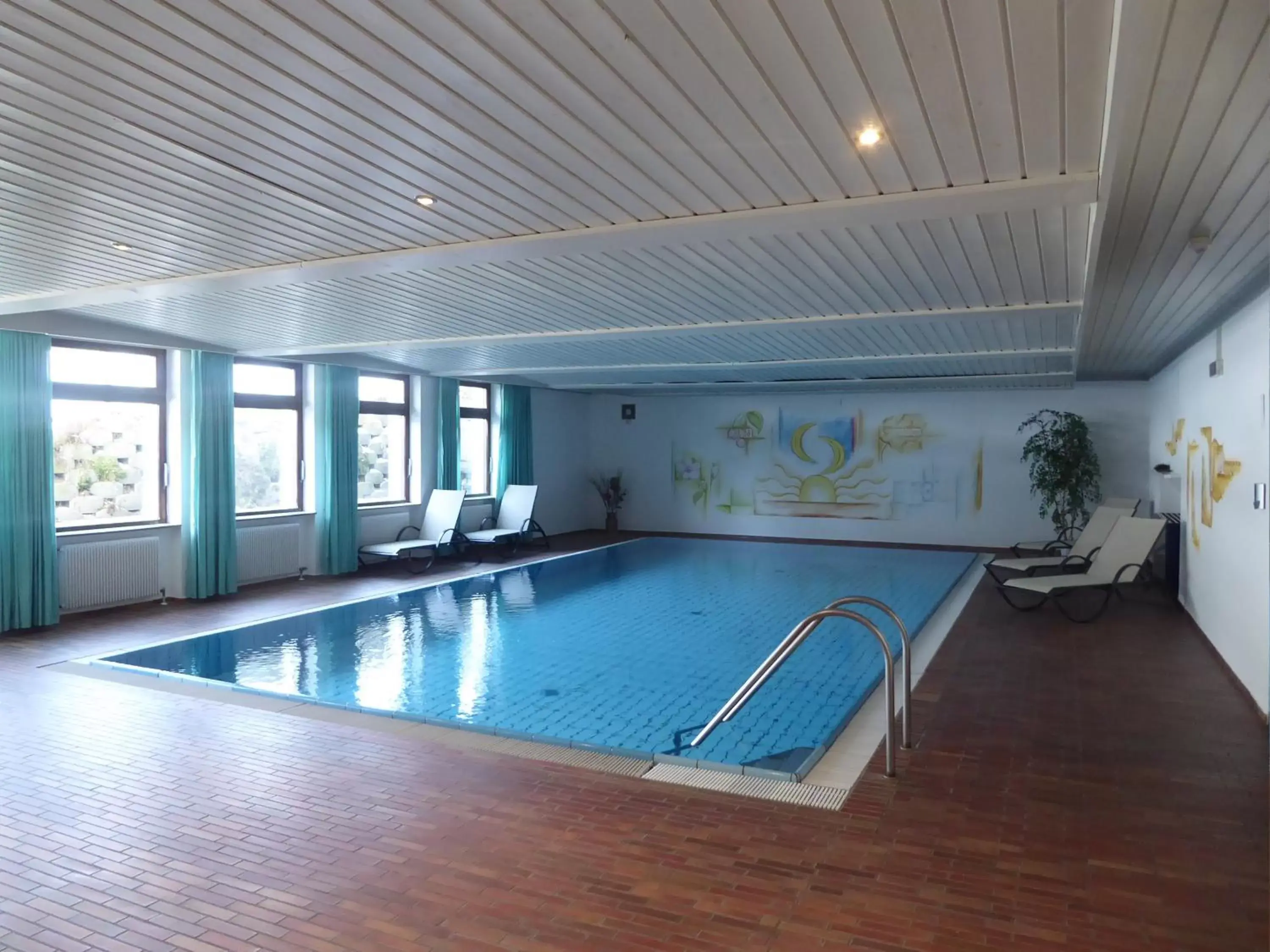 Swimming Pool in Sporthotel Rasen