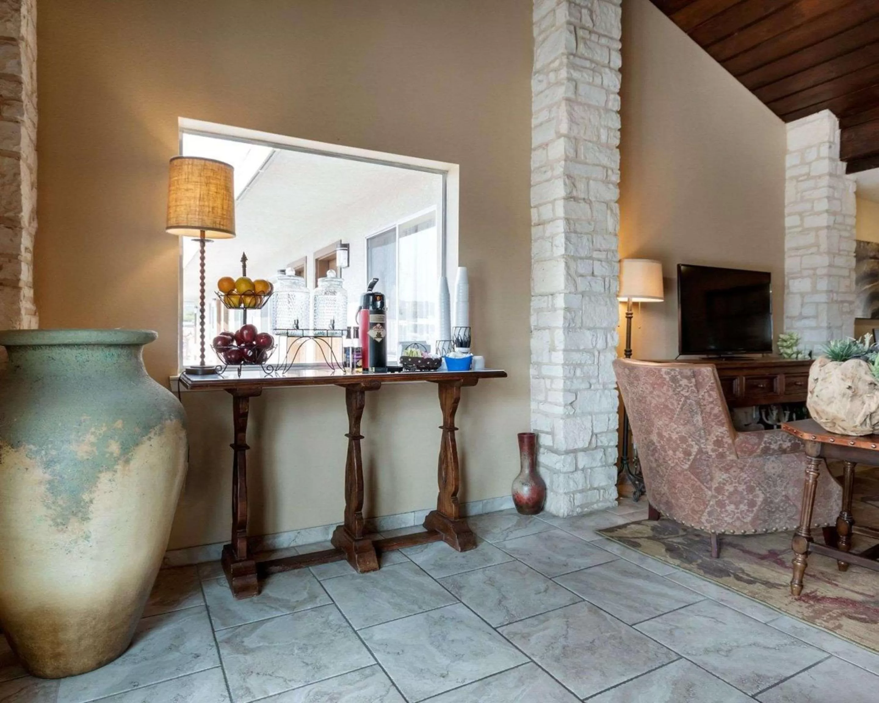 Lobby or reception in Rodeway Inn of Junction