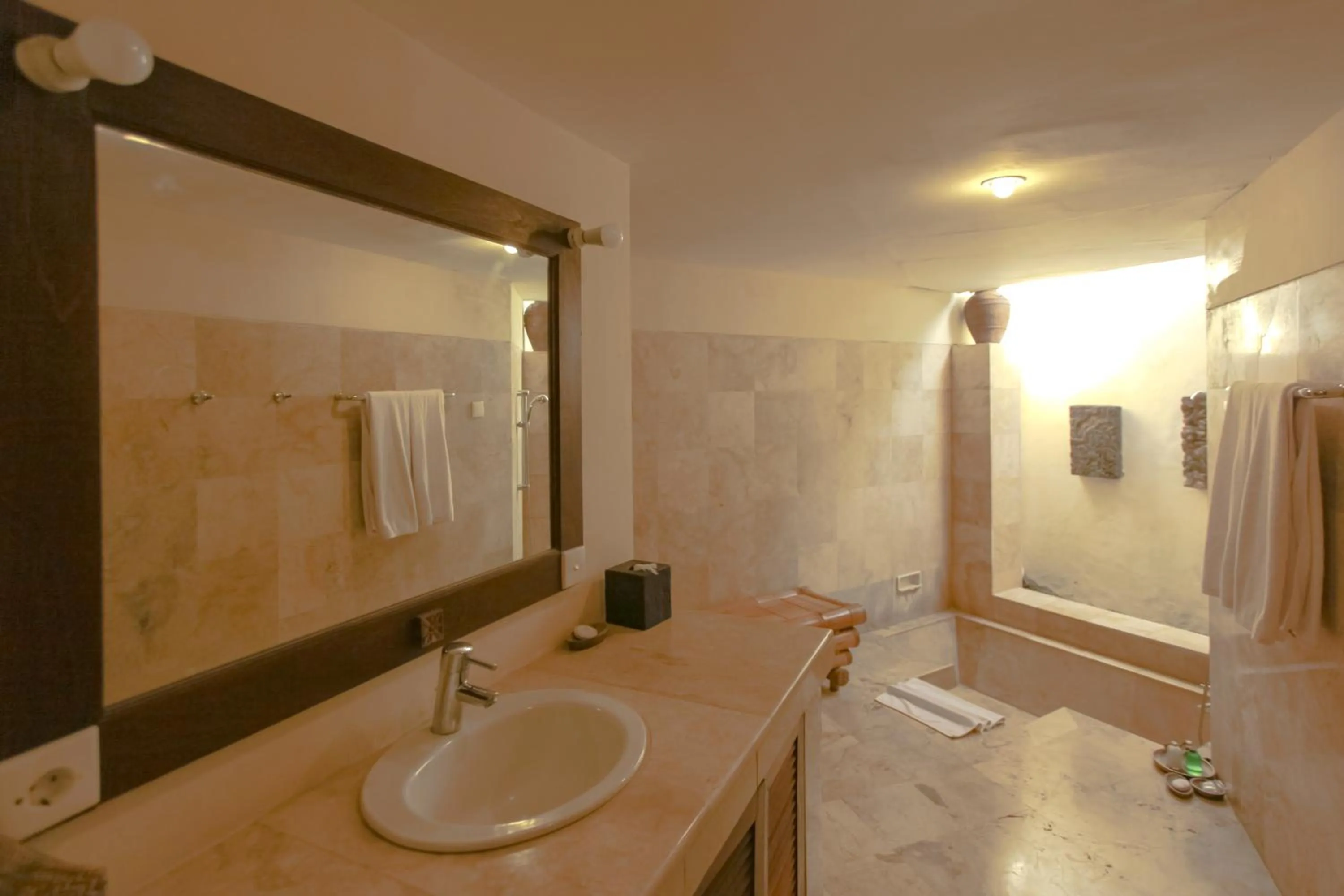 Shower in Visakha Sanur by Puri Signatures