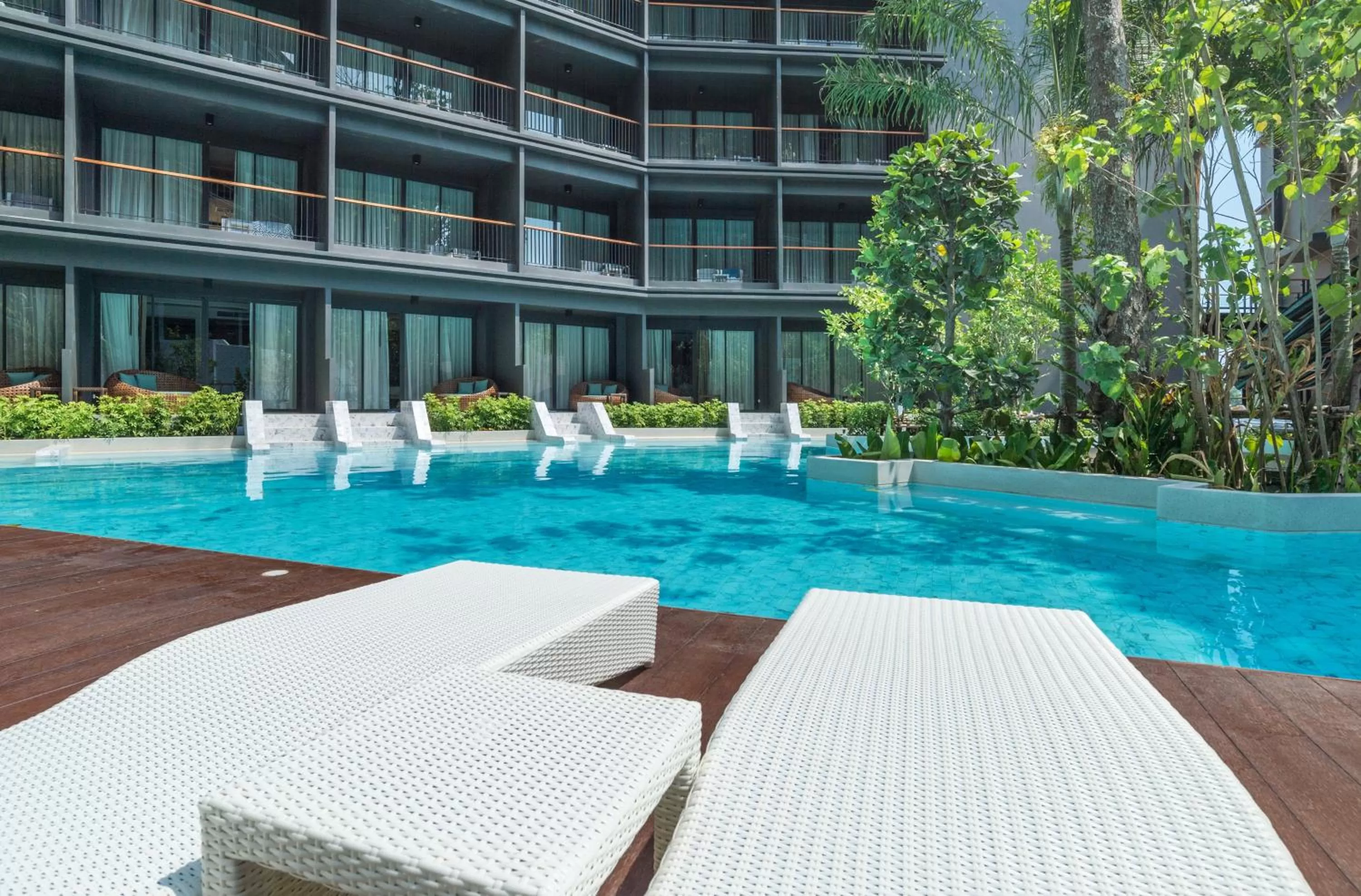 Swimming pool in Panan Krabi Resort