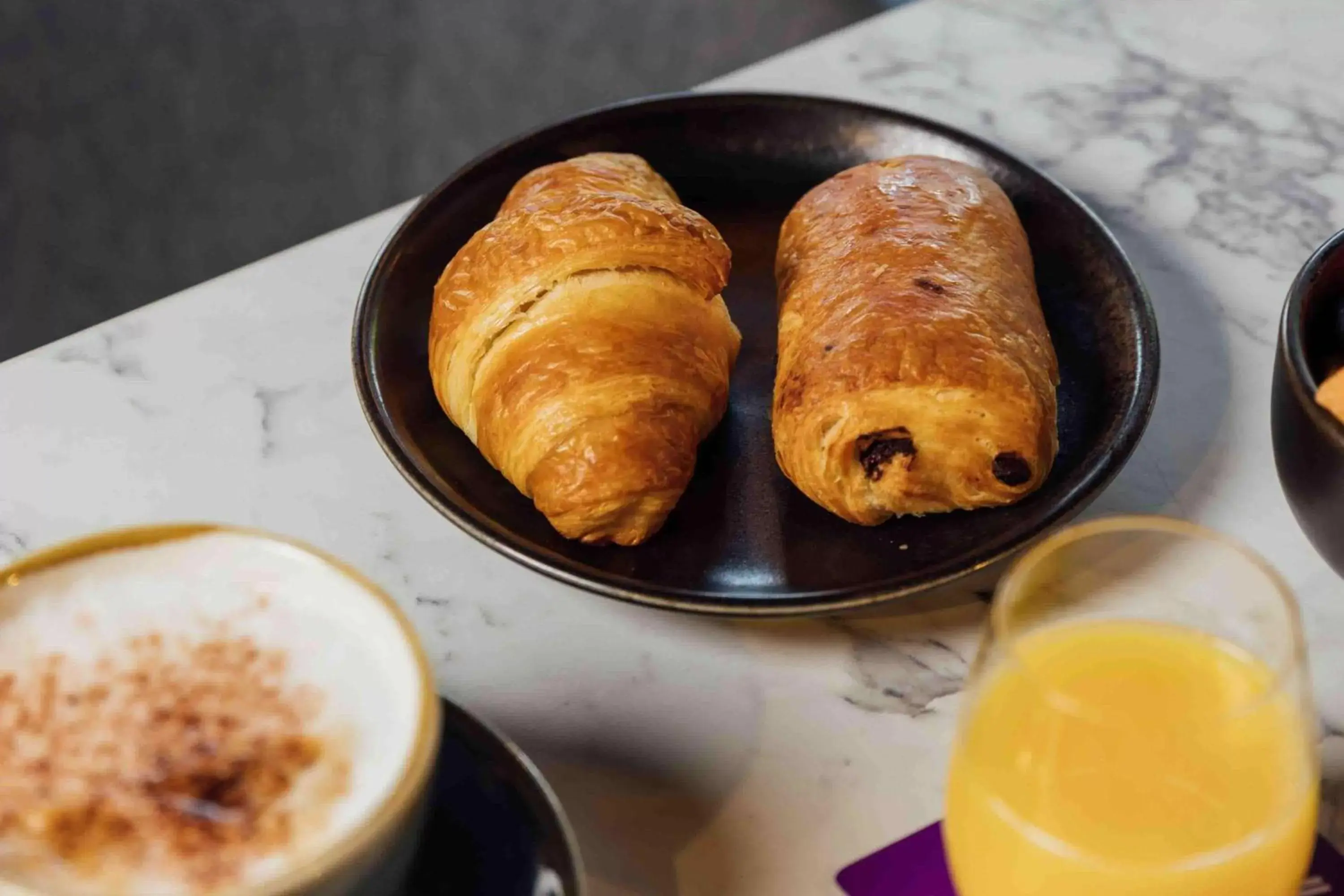 Restaurant/places to eat in YOTELPAD Miami Restaurant/places to eat in YOTELPAD Miami