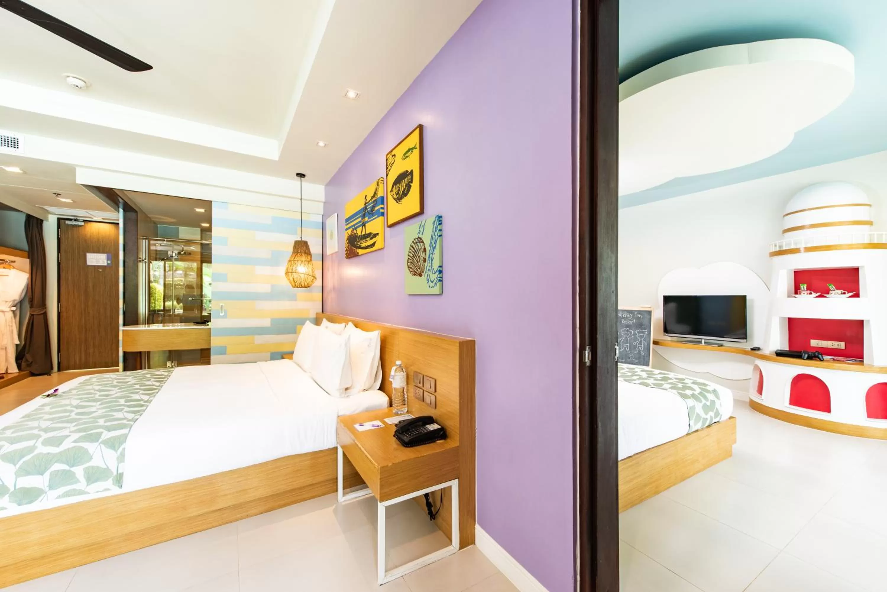 Photo of the whole room, Bed in Holiday Ao Nang Beach Resort, Krabi