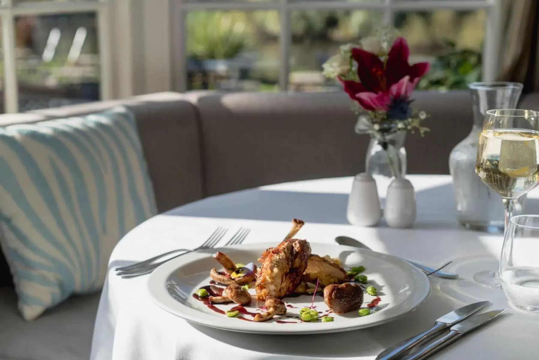 Food, Restaurant/Places to Eat in Diglis House Hotel