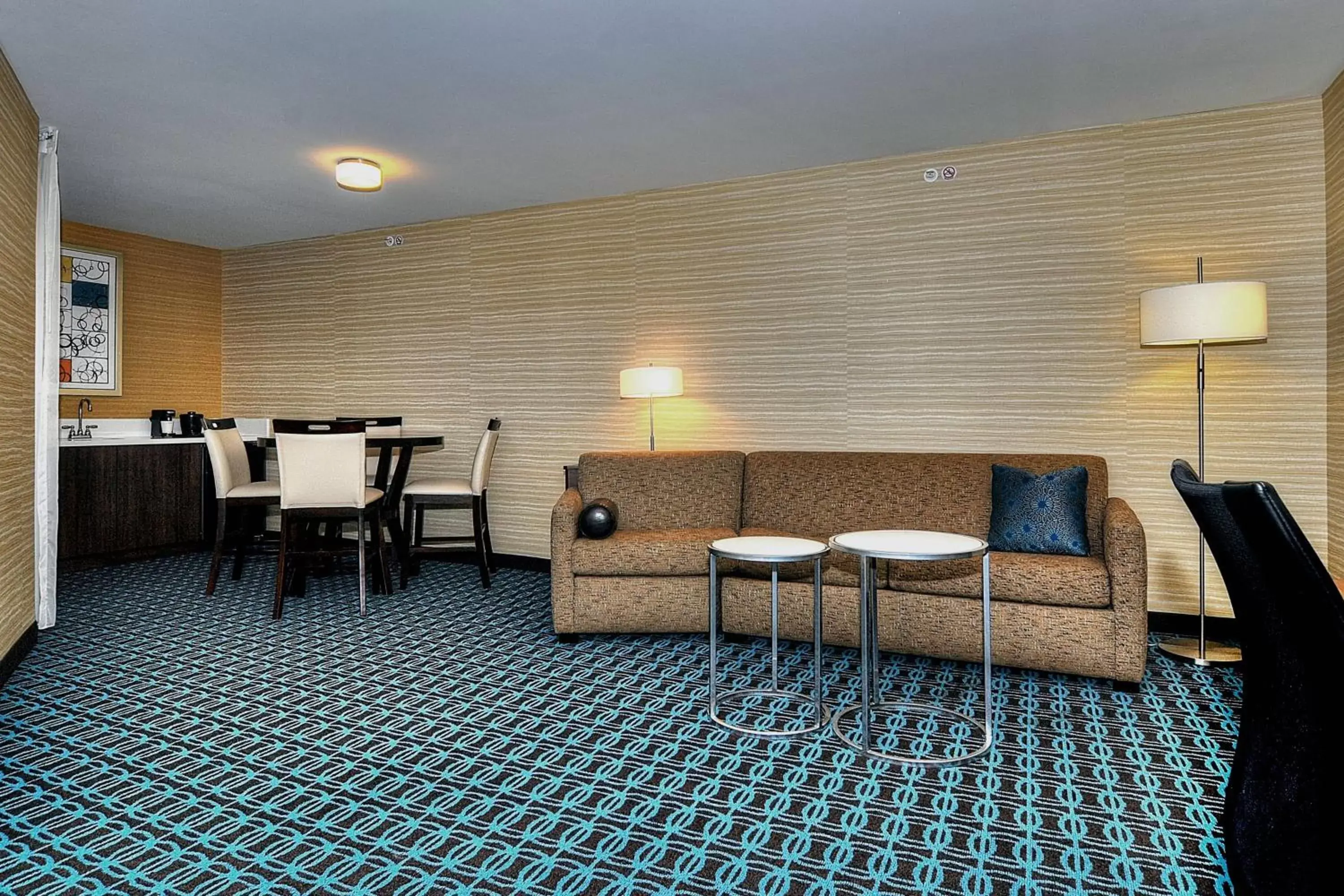 Living room in Fairfield Inn & Suites by Marriott Los Angeles Rosemead