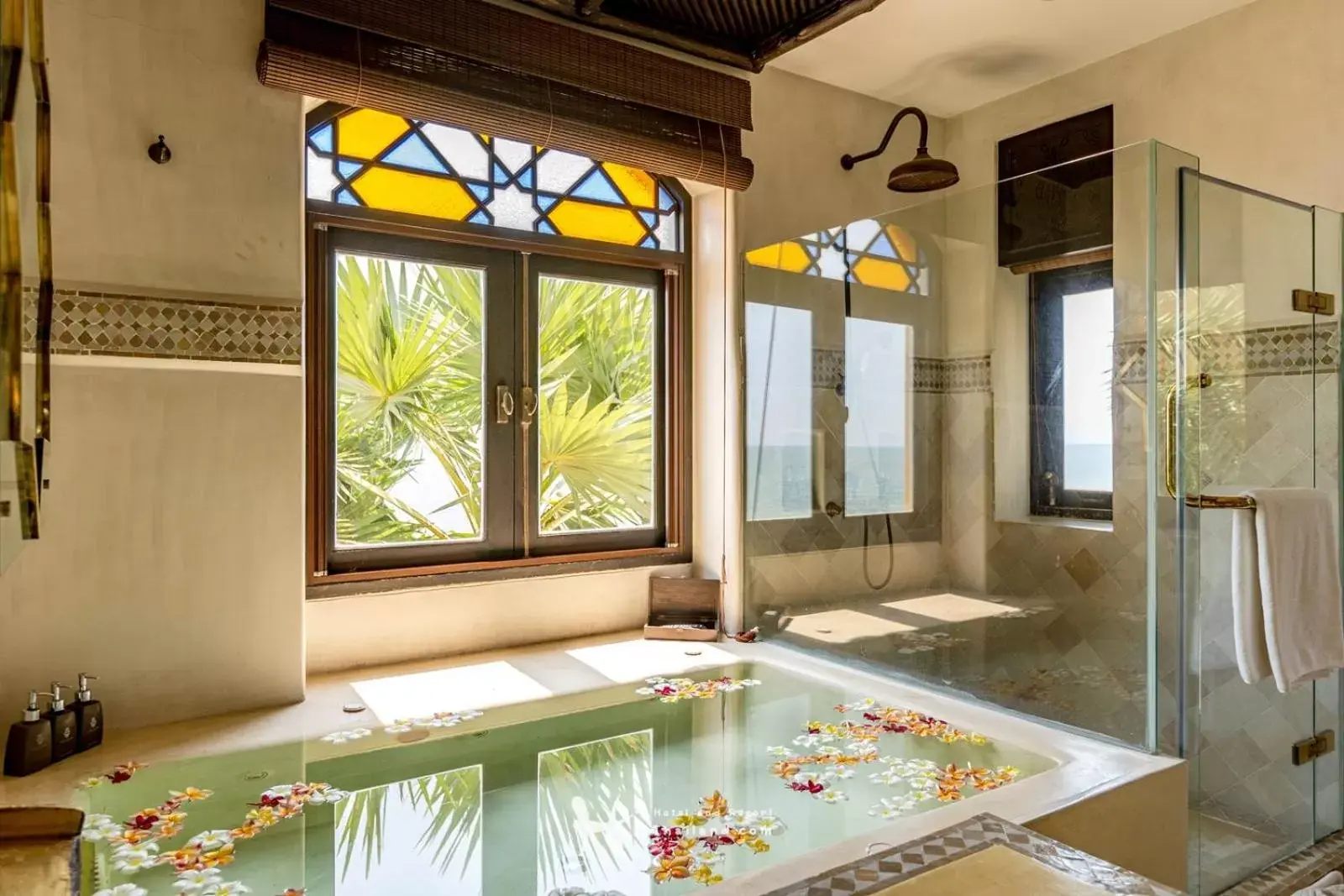 Bathroom in Villa Maroc Resort
