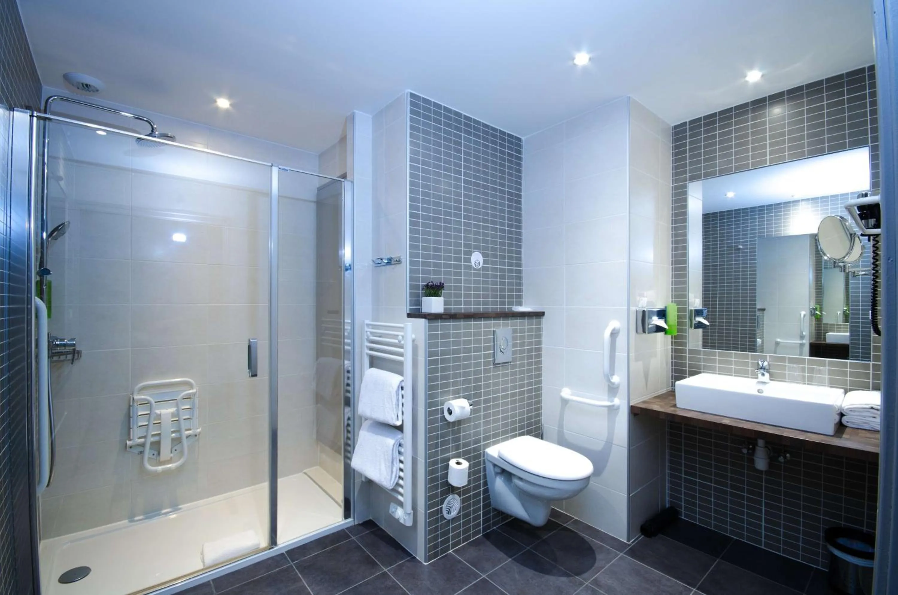 Photo of the whole room in Best Western Plus Hotel Plaisance