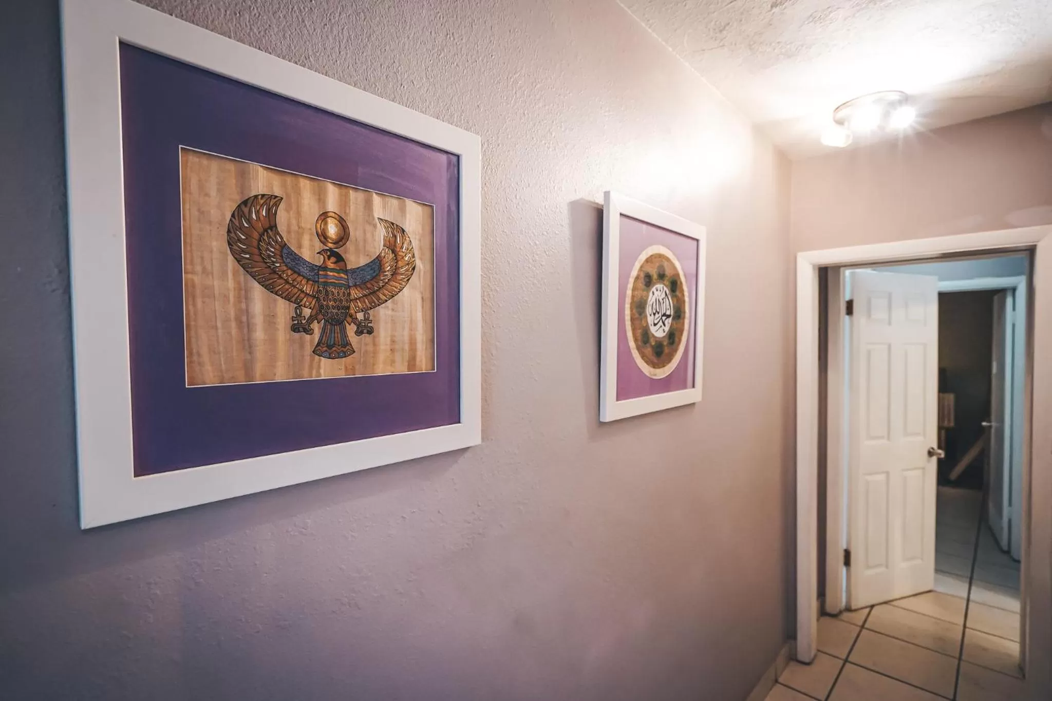 Living room in Hollywood Light Haven Lodge