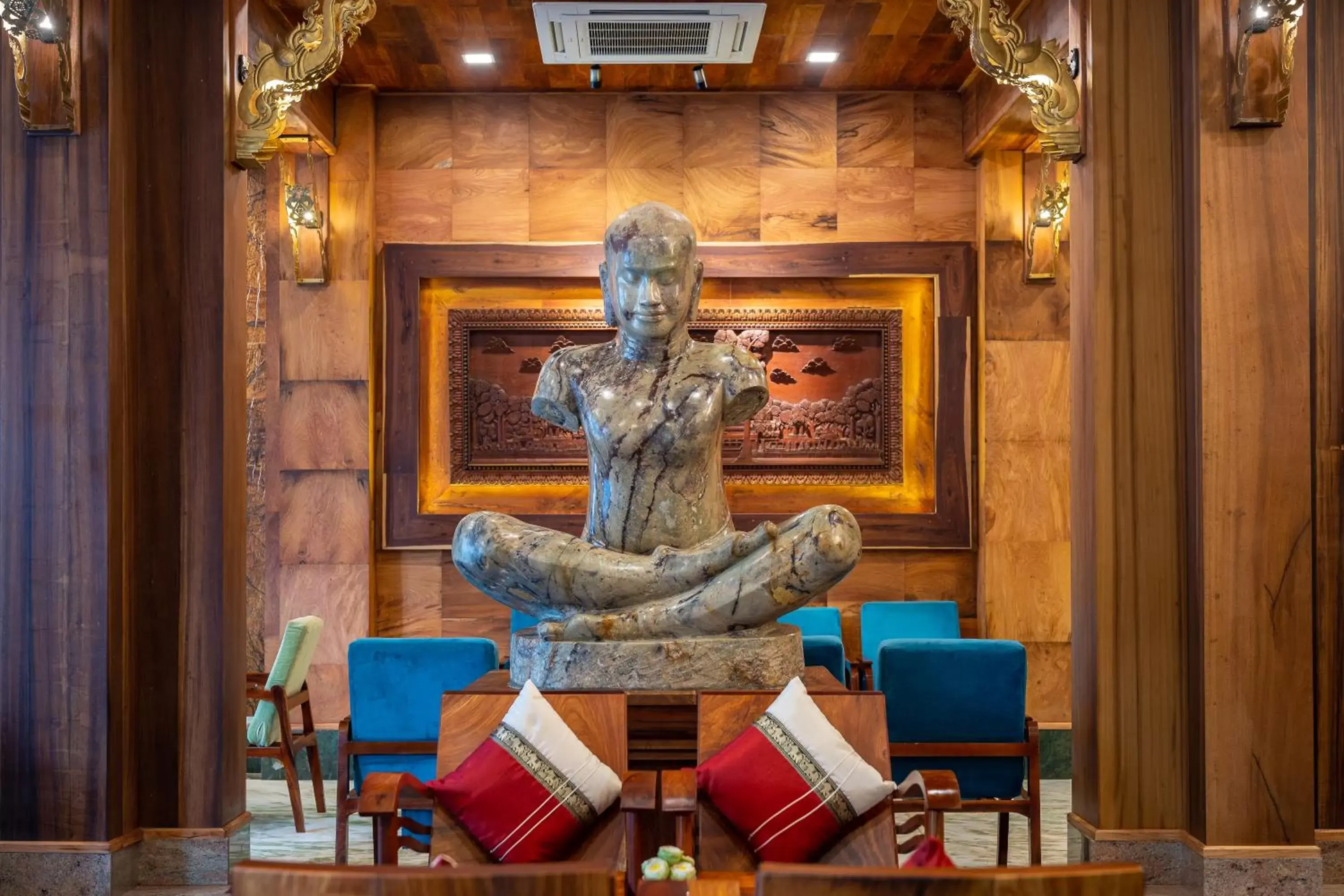 Decorative detail in Ta Prohm Hotel & Spa