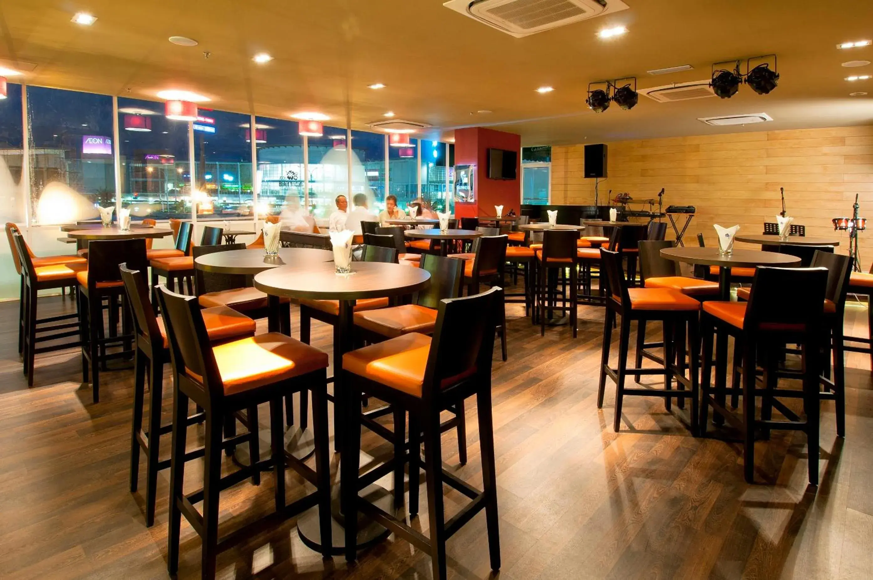 Restaurant/Places to Eat in Hotel Granada Johor Bahru