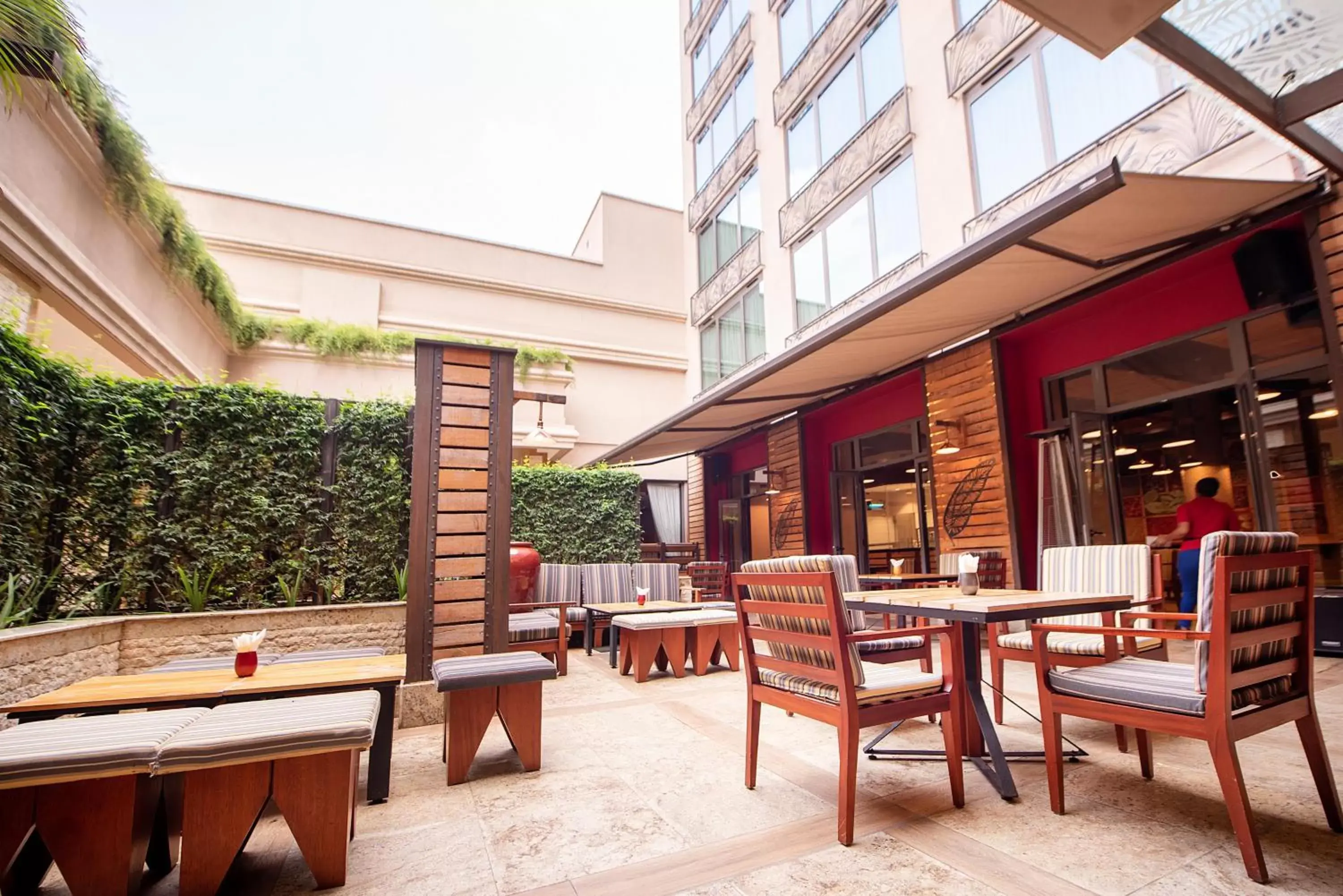 Restaurant/places to eat in Nairobi Serena Hotel