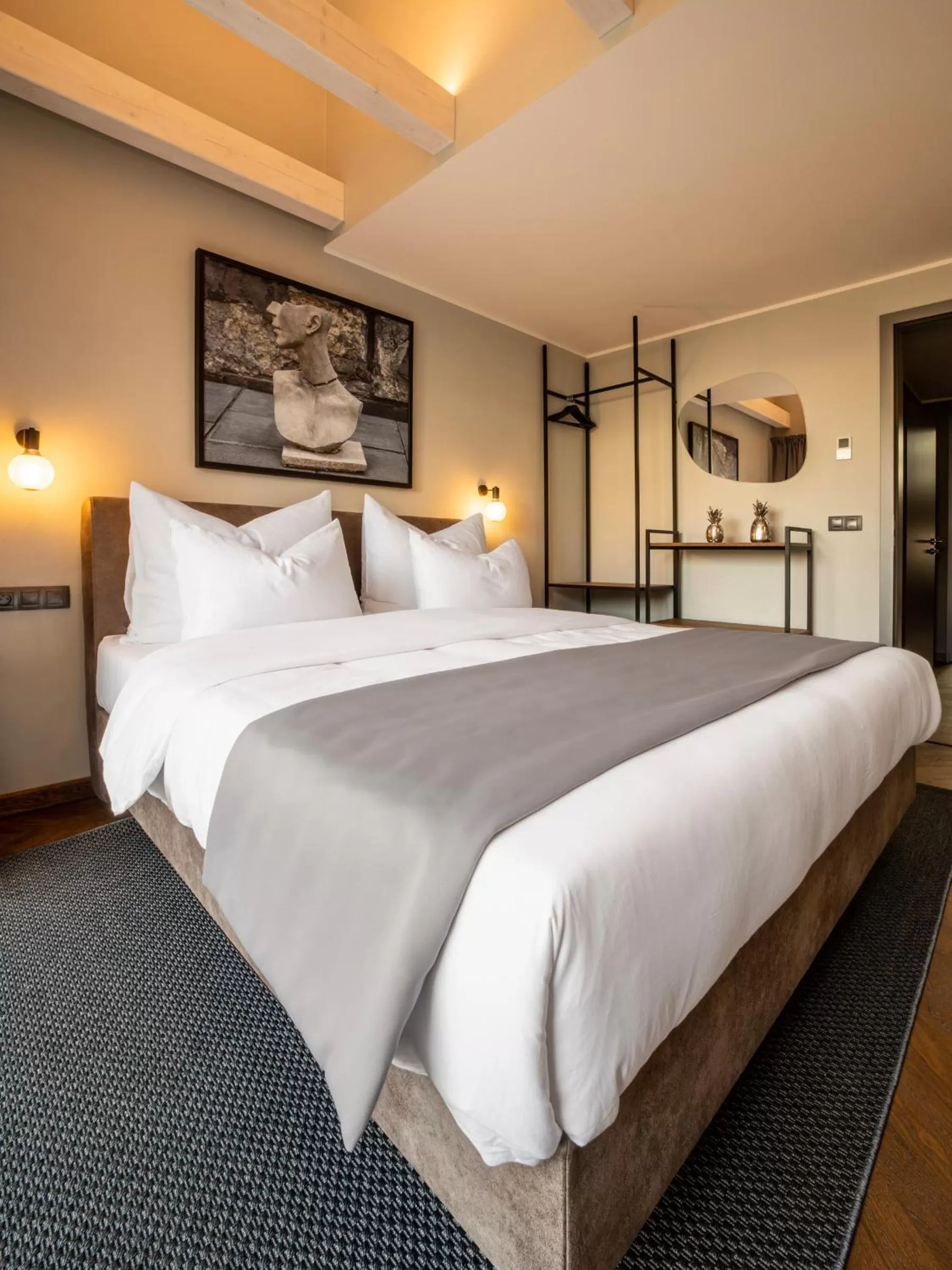 Bedroom, Bed in The Viaduct - Suites & More