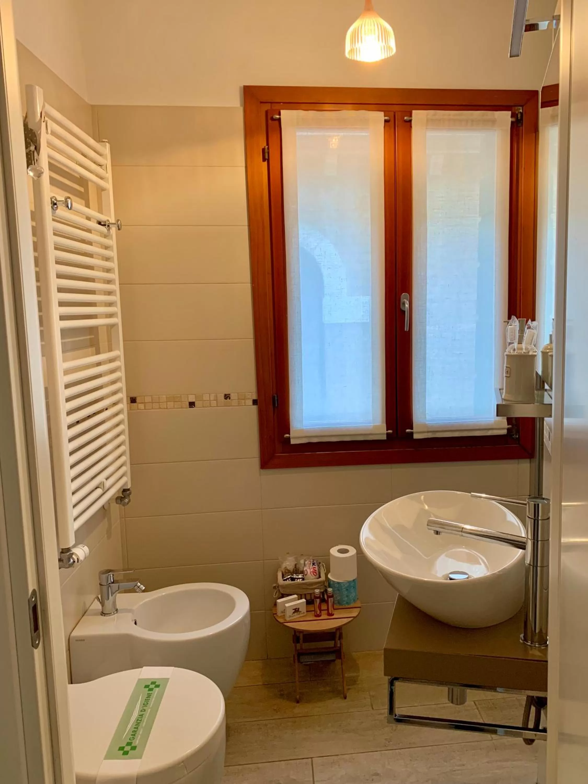 Shower in B&B Fortuny