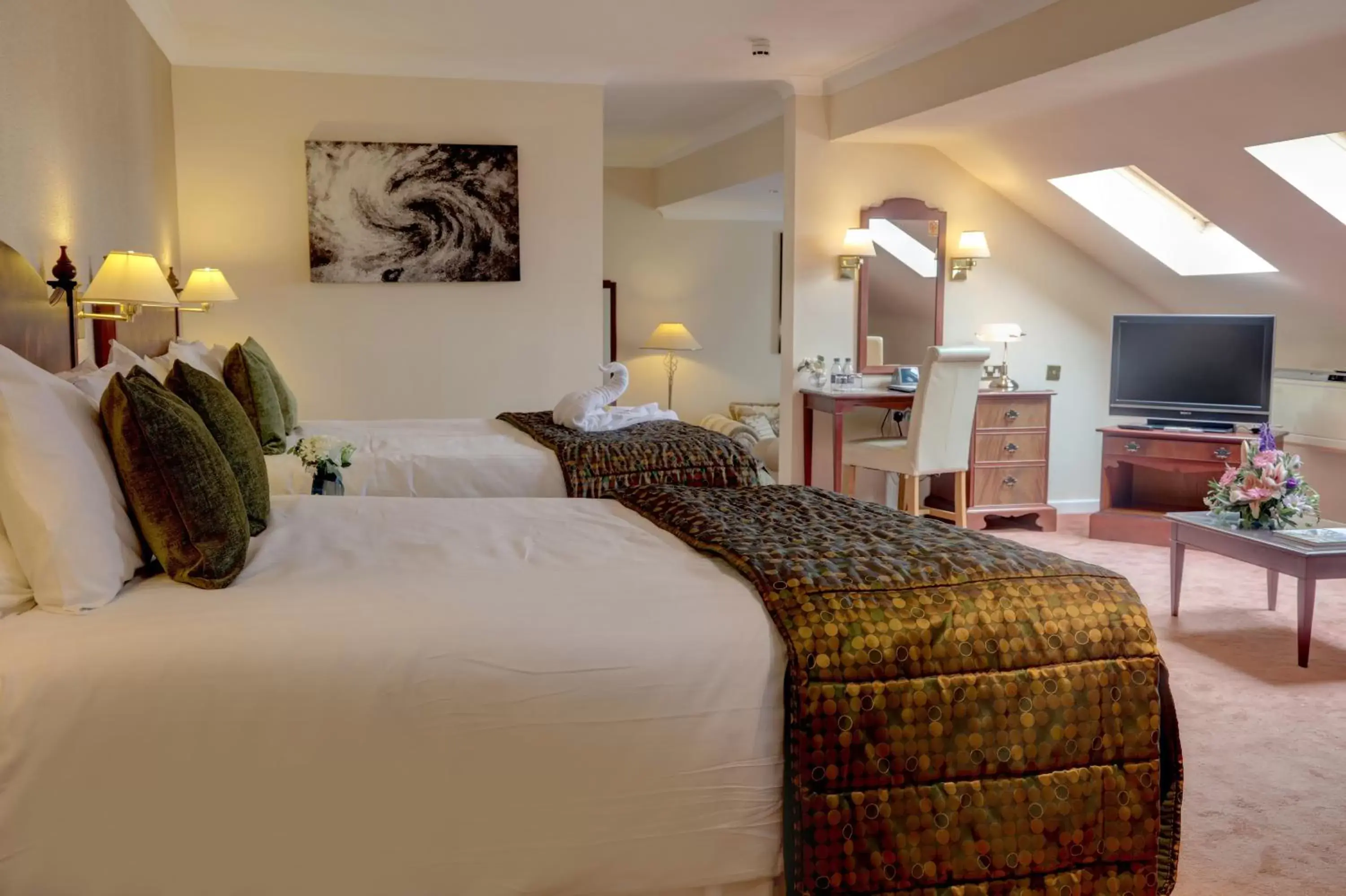 Bed in Best Western Plus Bentley Hotel, Leisure Club & Spa