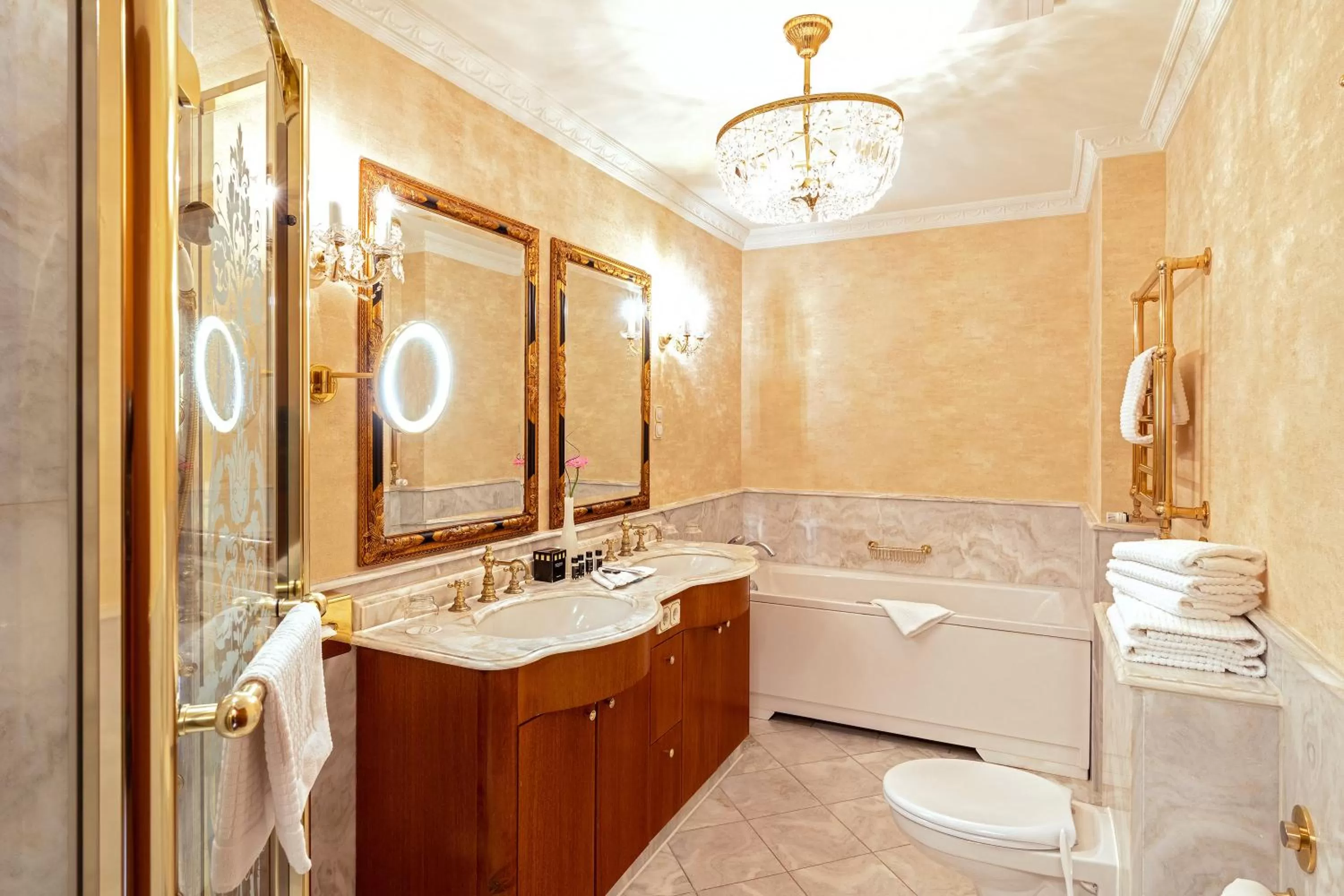 Bathroom in SEETELHOTEL Ahlbecker Hof das elegante Traditionshotel & ruhiger Rückzugsort an der Ostsee