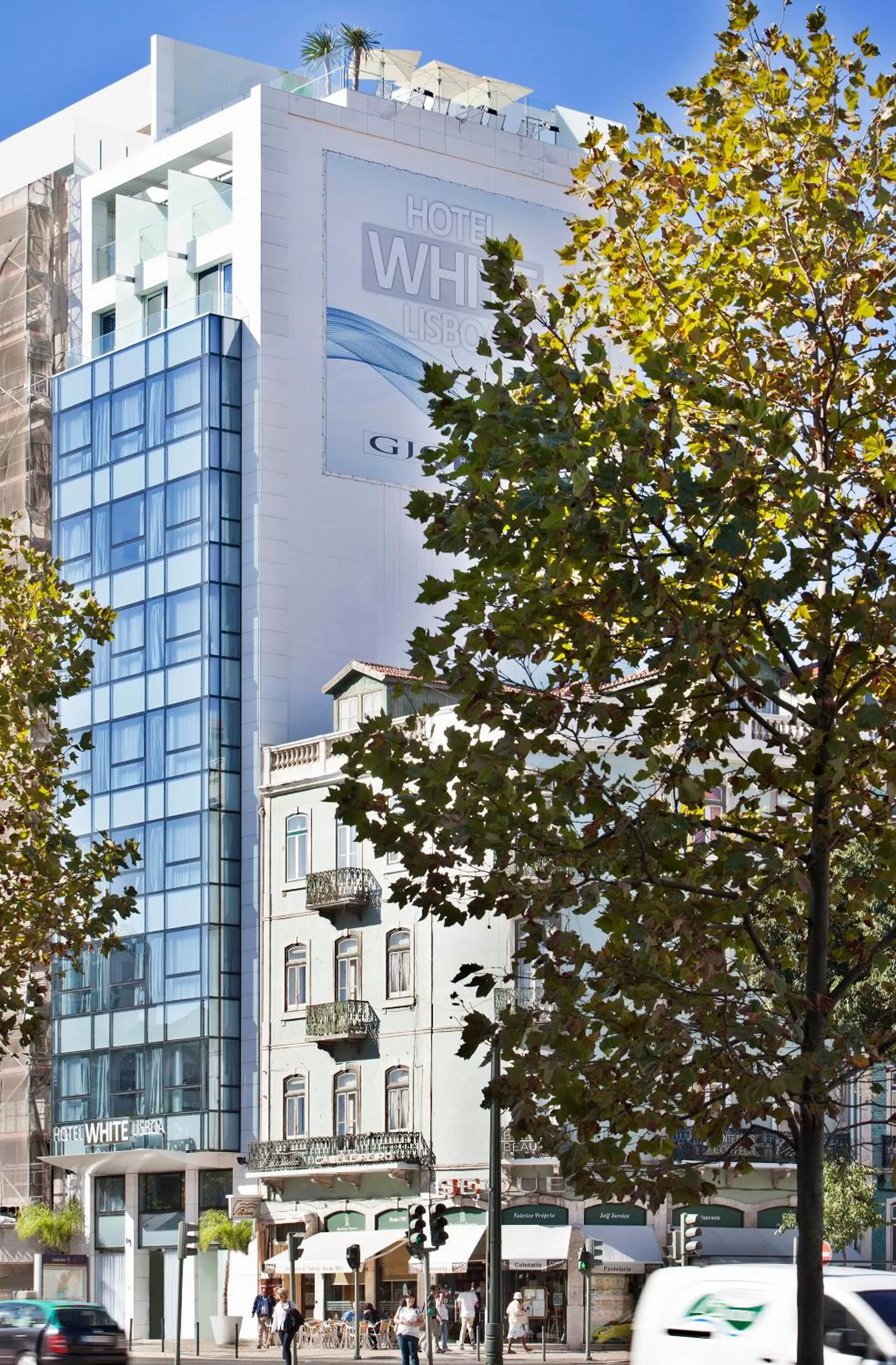 Facade/entrance in Hotel White Lisboa