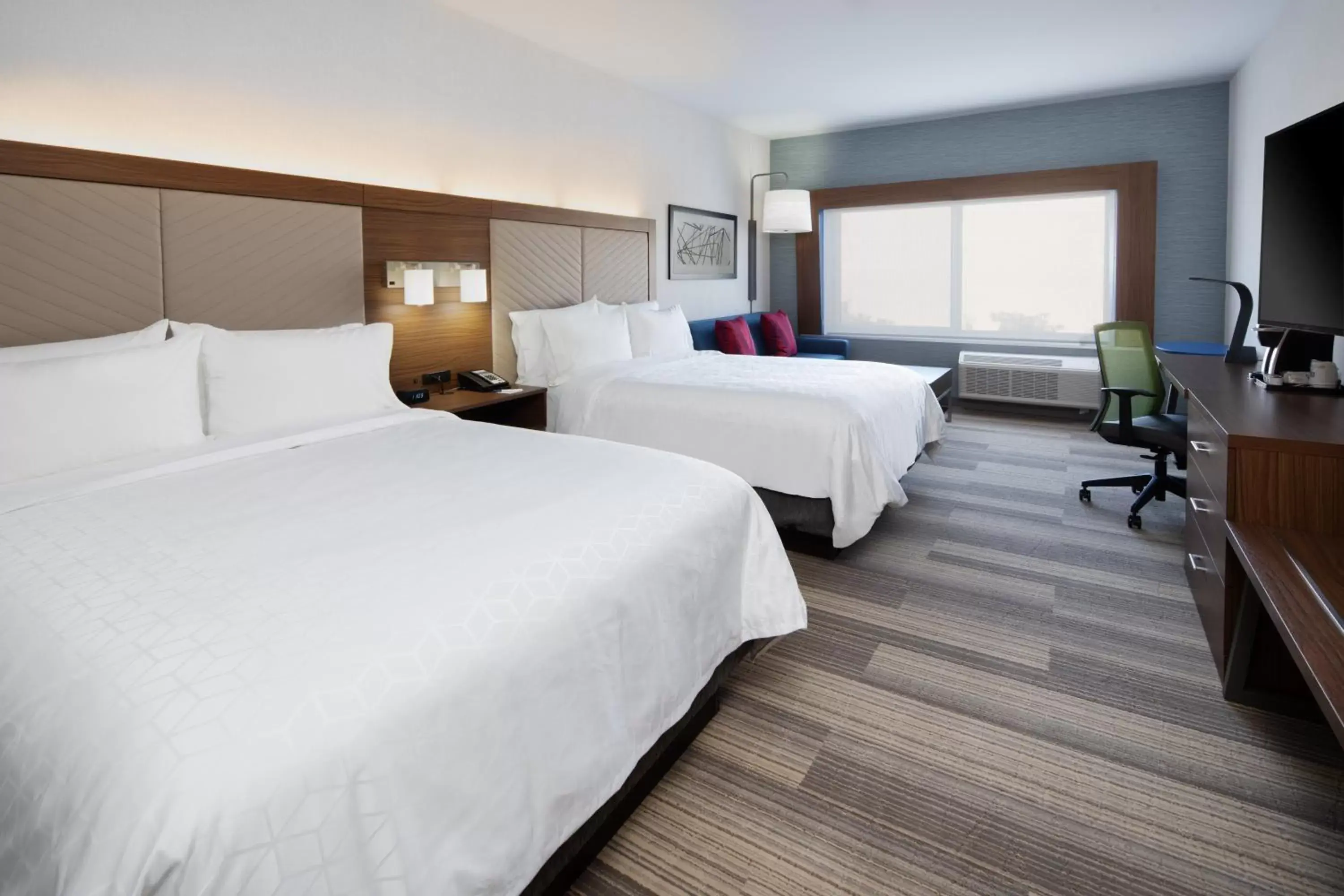 Suite with Two Beds - Non-Smoking in Holiday Inn Express & Suites - Murrieta, an IHG Hotel Suite with Two Beds - Non-Smoking in Holiday Inn Express & Suites - Murrieta, an IHG Hotel
