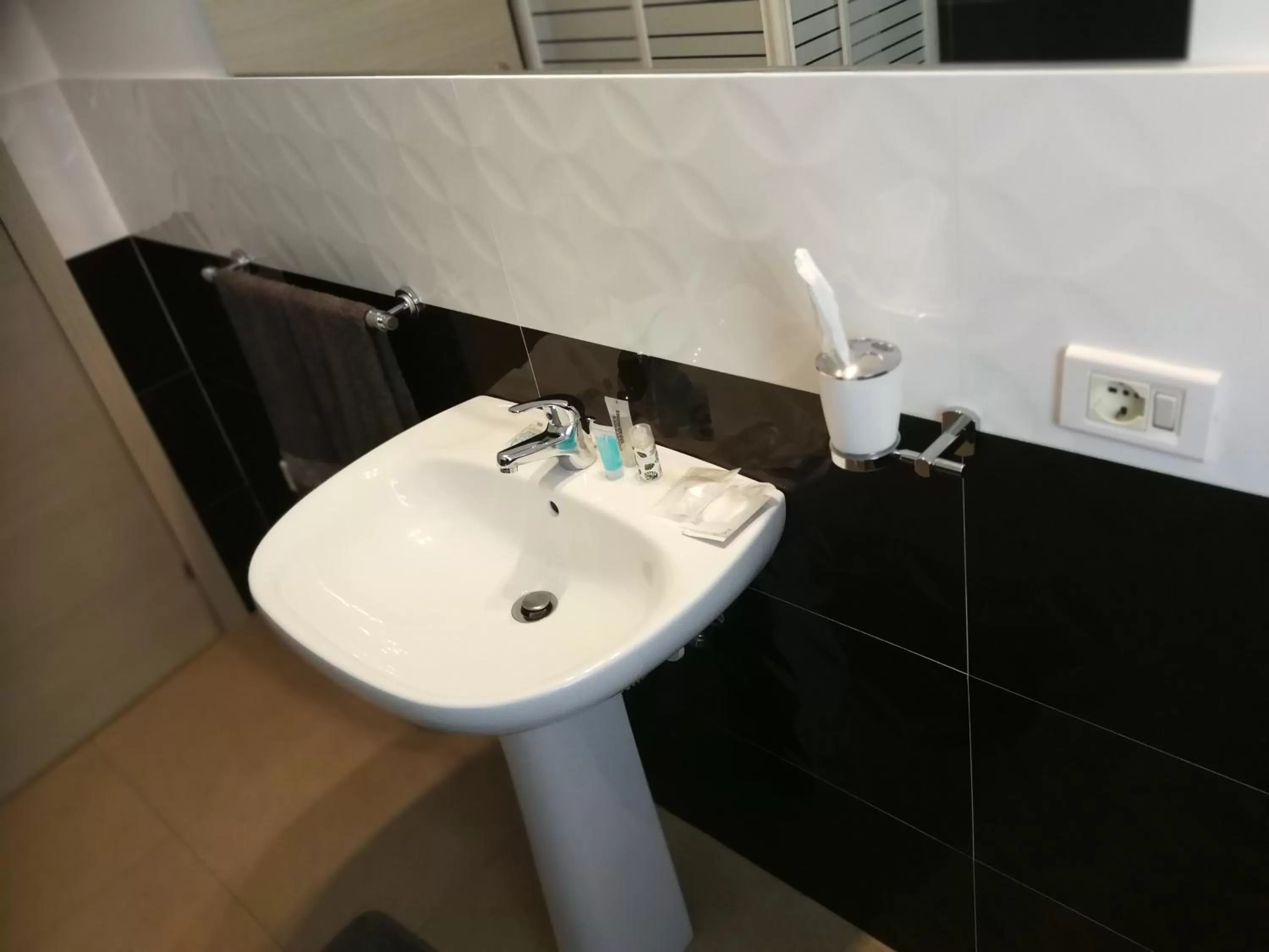 Bathroom in Bed & Breakfast Hollywood