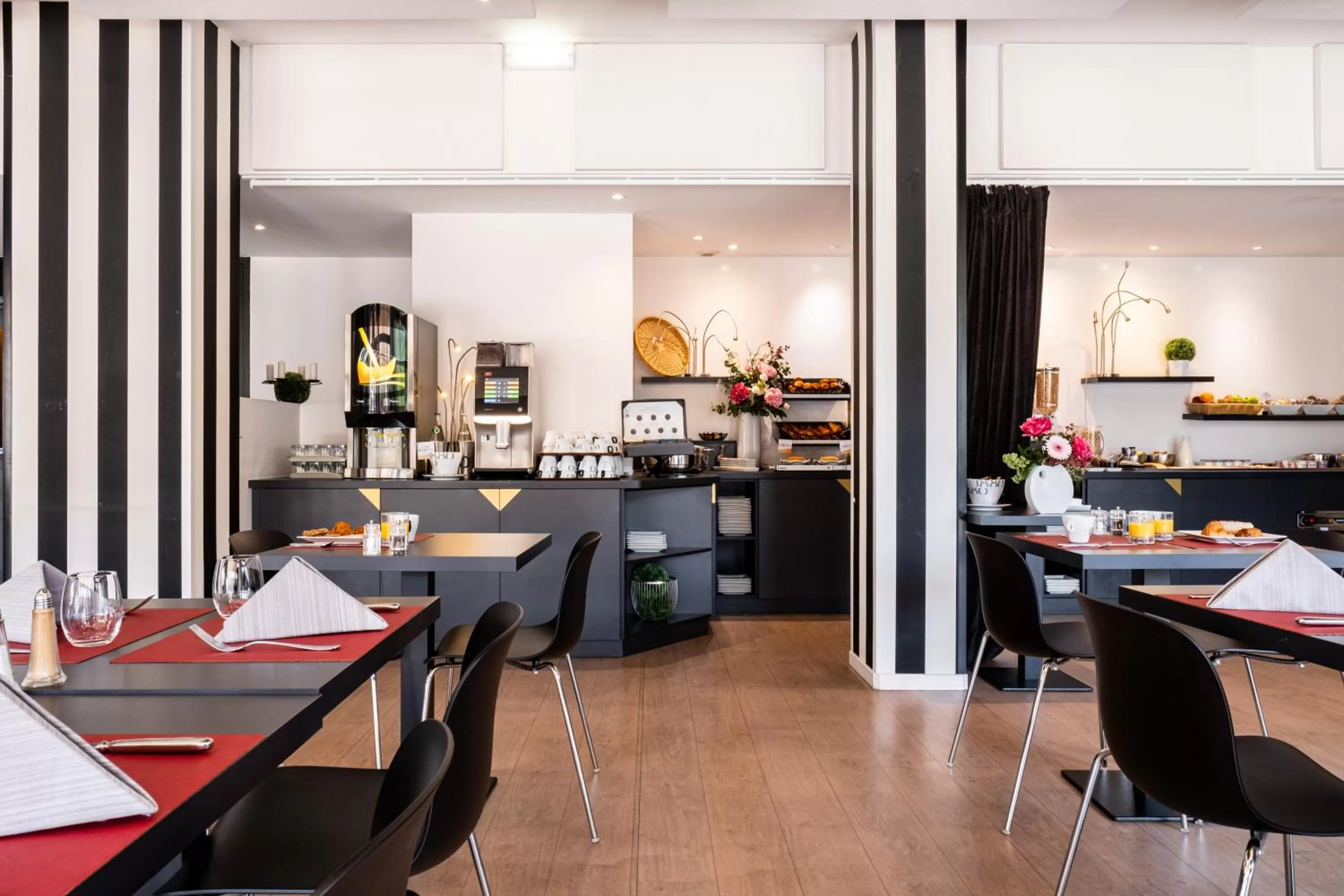 Breakfast in Mercure Tours Sud