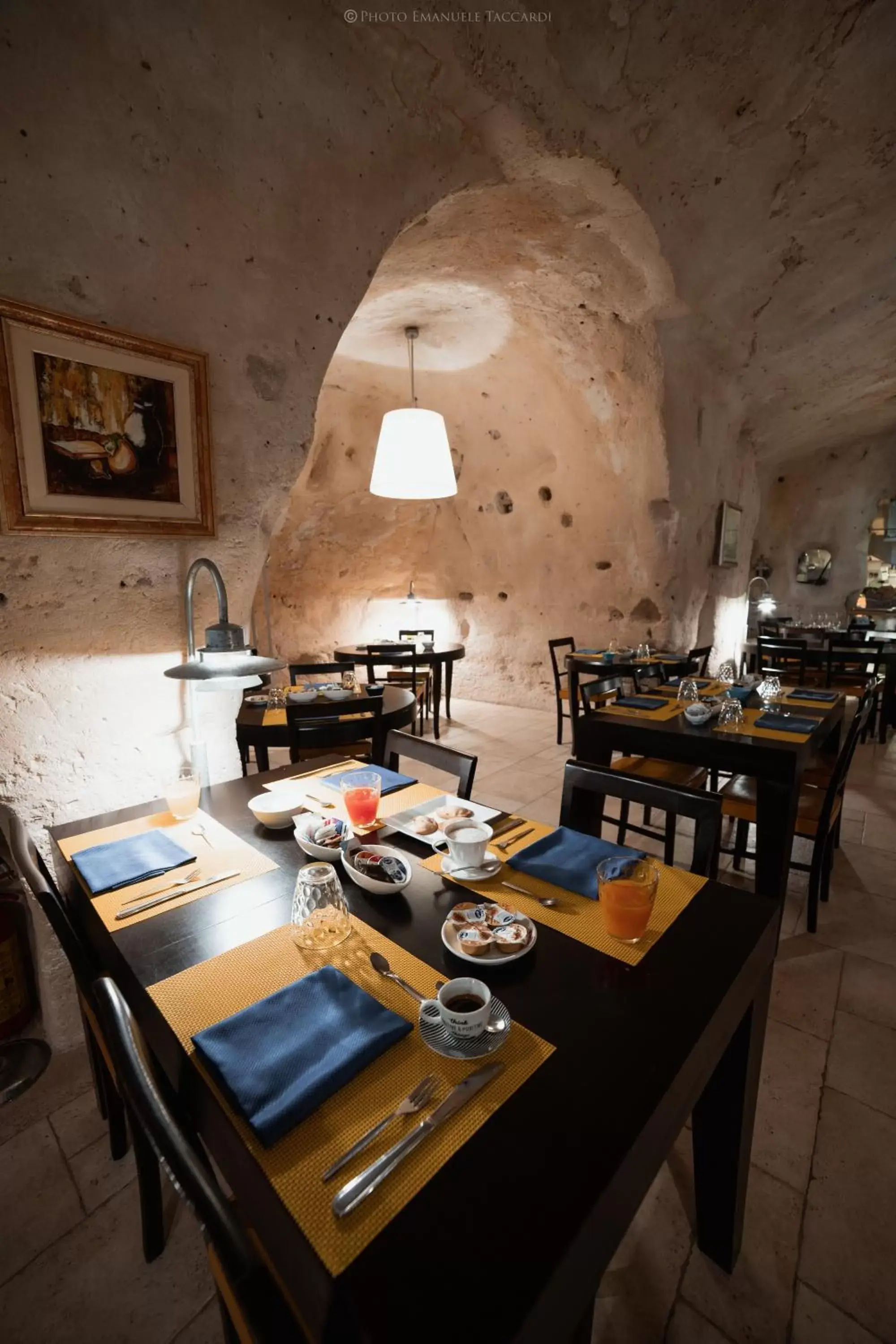 Restaurant/Places to Eat in Residence San Pietro Barisano