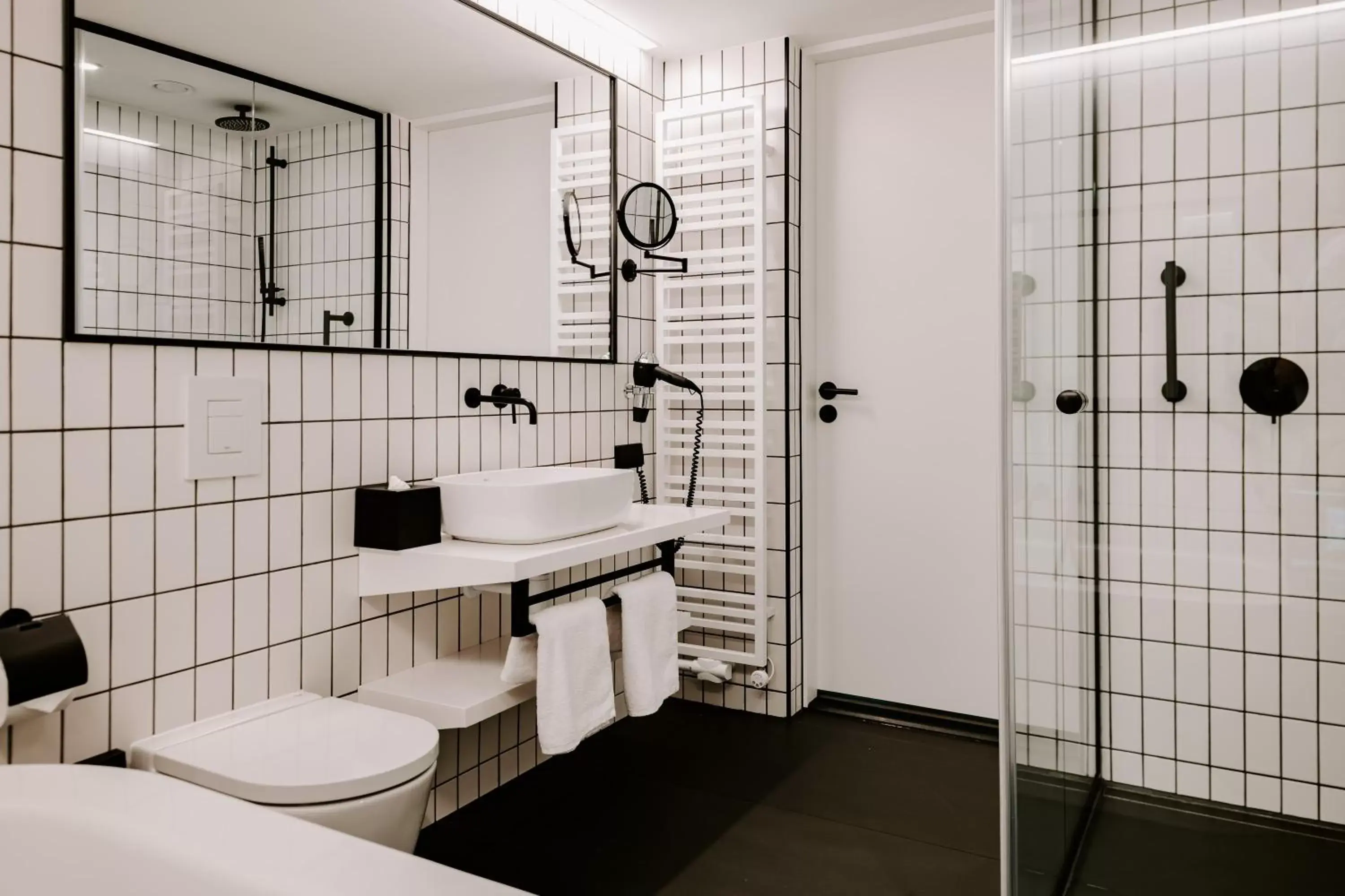 Shower, Bathroom in Vienna House by Wyndham Mokotow Warsaw
